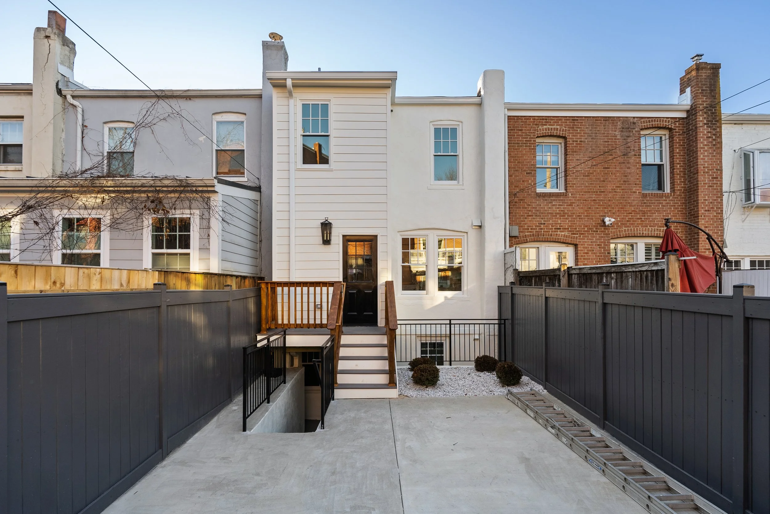 1727 34th St NW, Washington, DC 20007 - 0061.jpg
