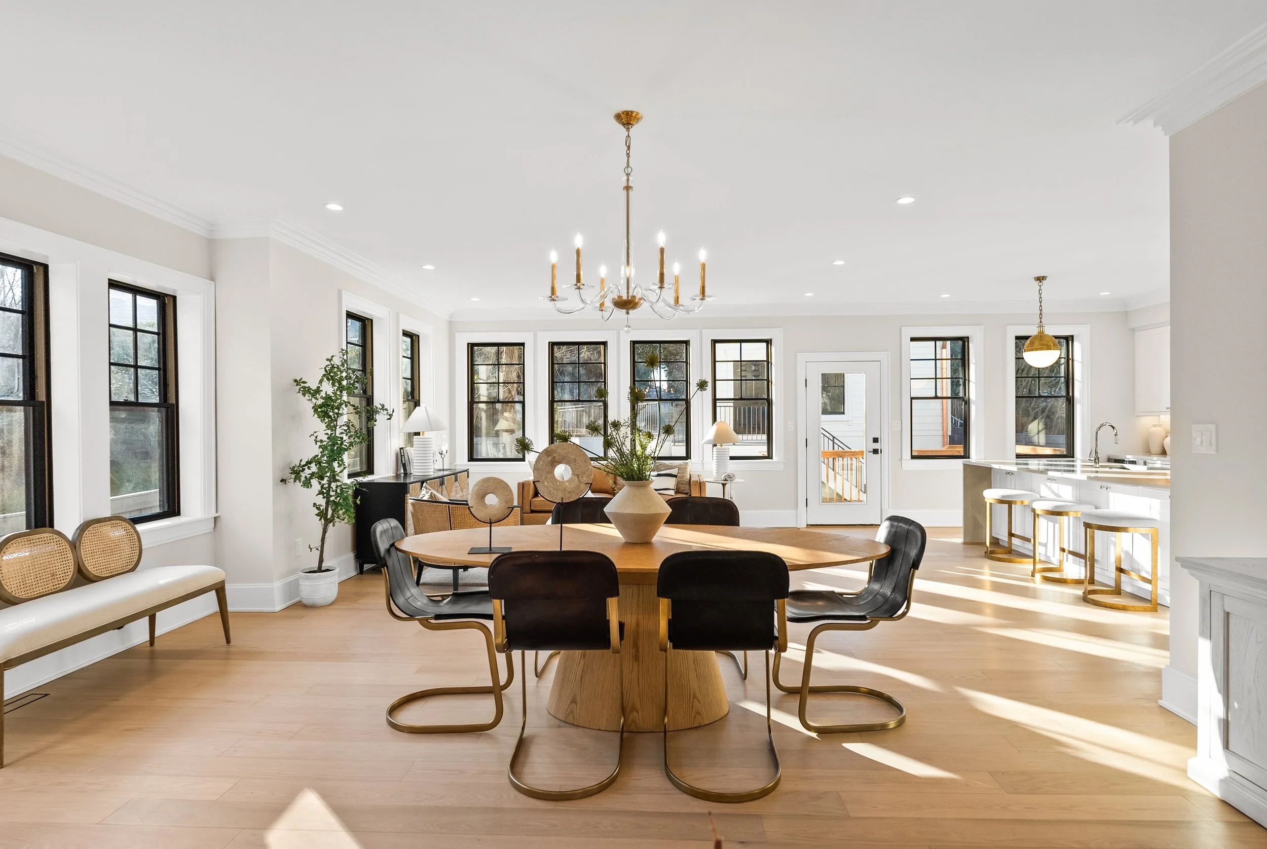 5606 Chevy Chase Pkwy NW, Washington, DC 20015 - 0041.jpg