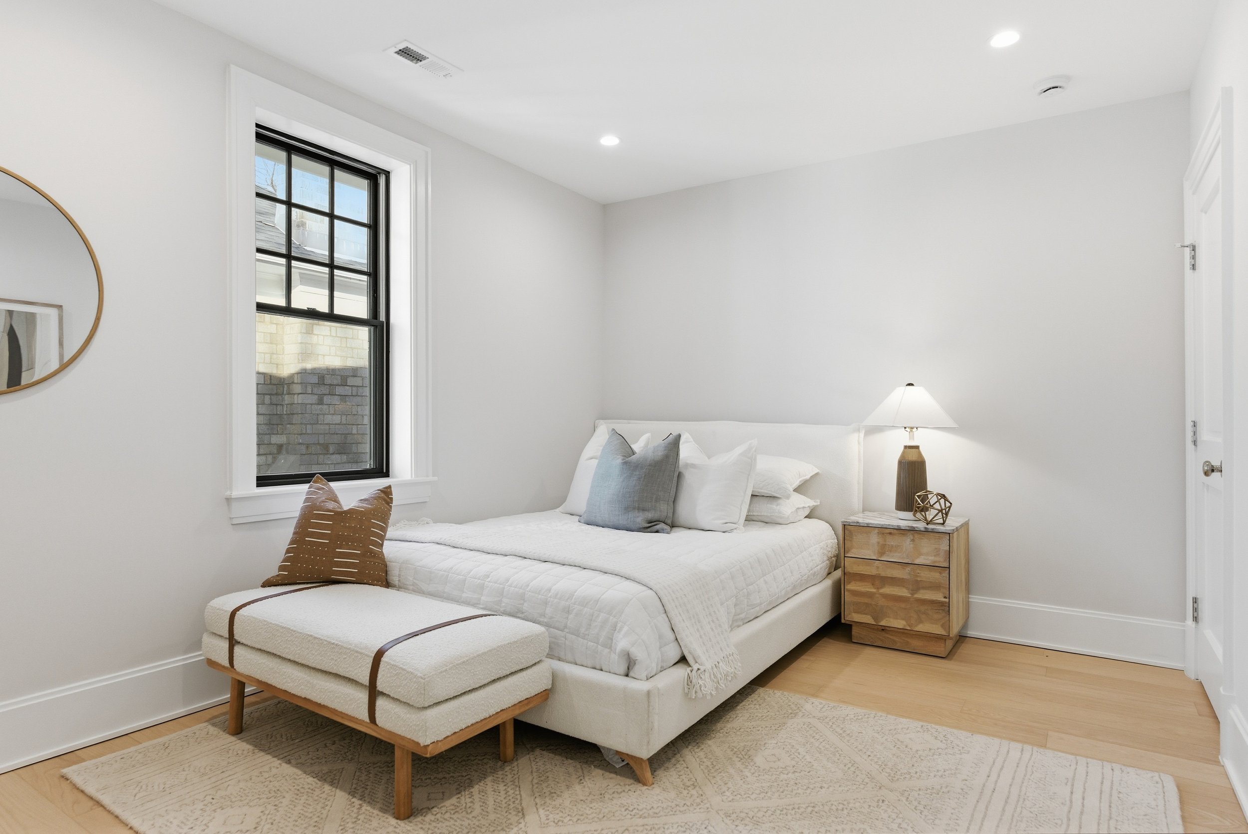 5606 Chevy Chase Pkwy NW, Washington, DC 20015 - 0074.jpg