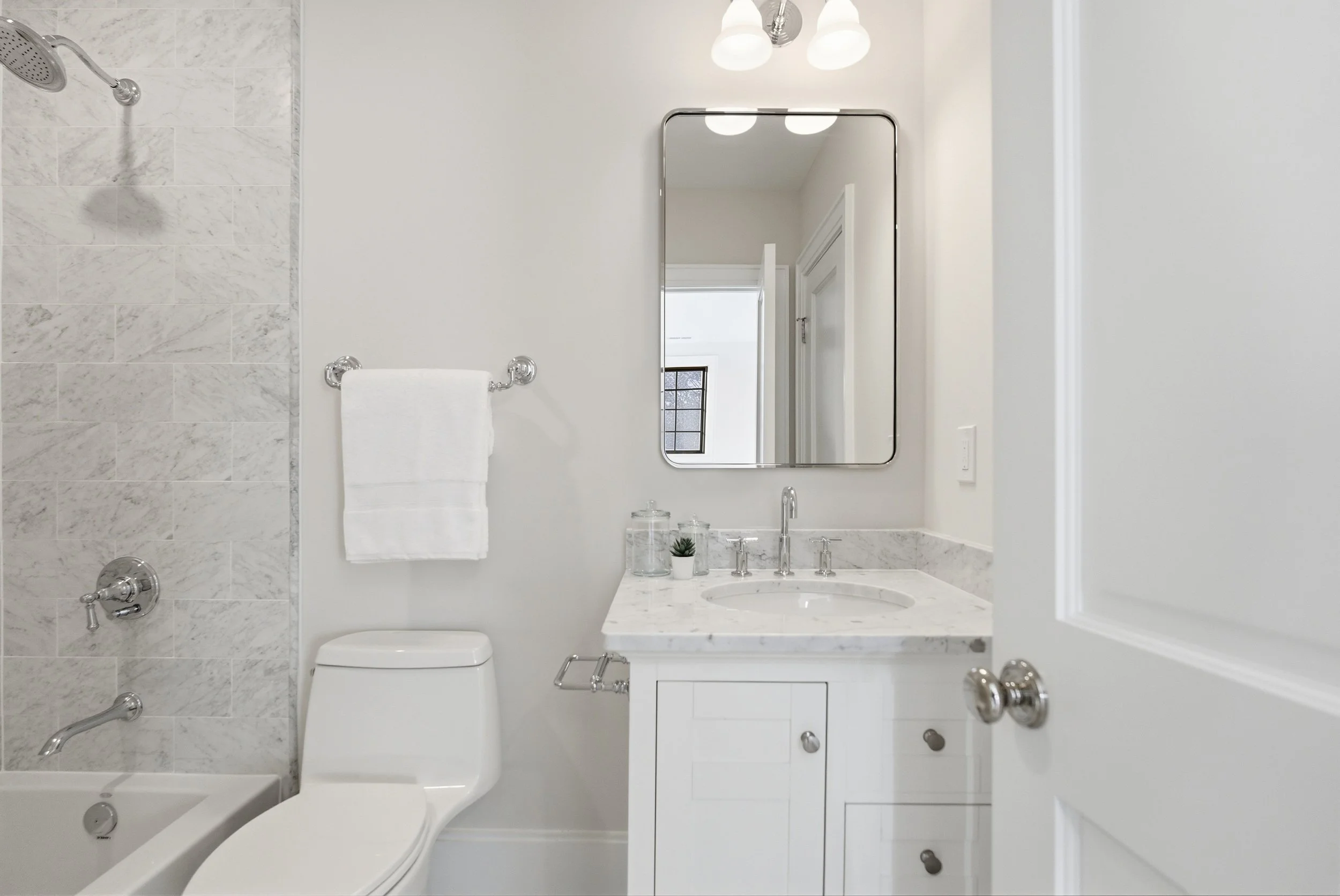 5606 Chevy Chase Pkwy NW, Washington, DC 20015 - 0084.jpg