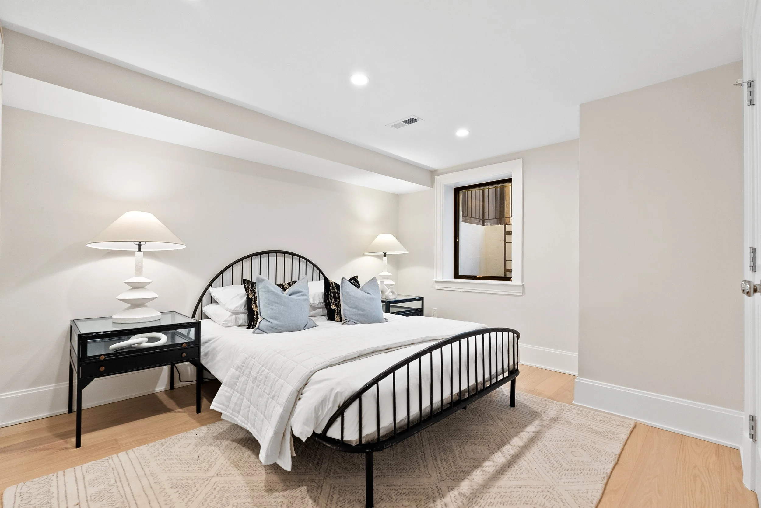 5606 Chevy Chase Pkwy NW, Washington, DC 20015 - 0101.jpg