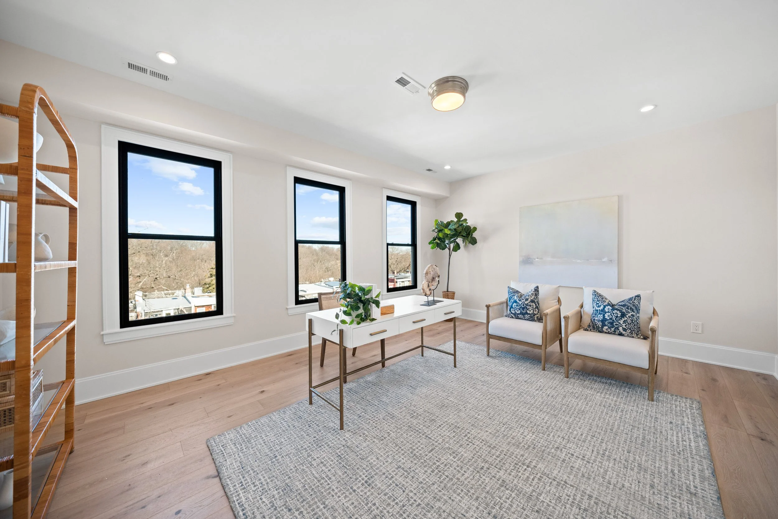 1863 Newton St NW, Washington, DC 20010, USA - 0028.jpg