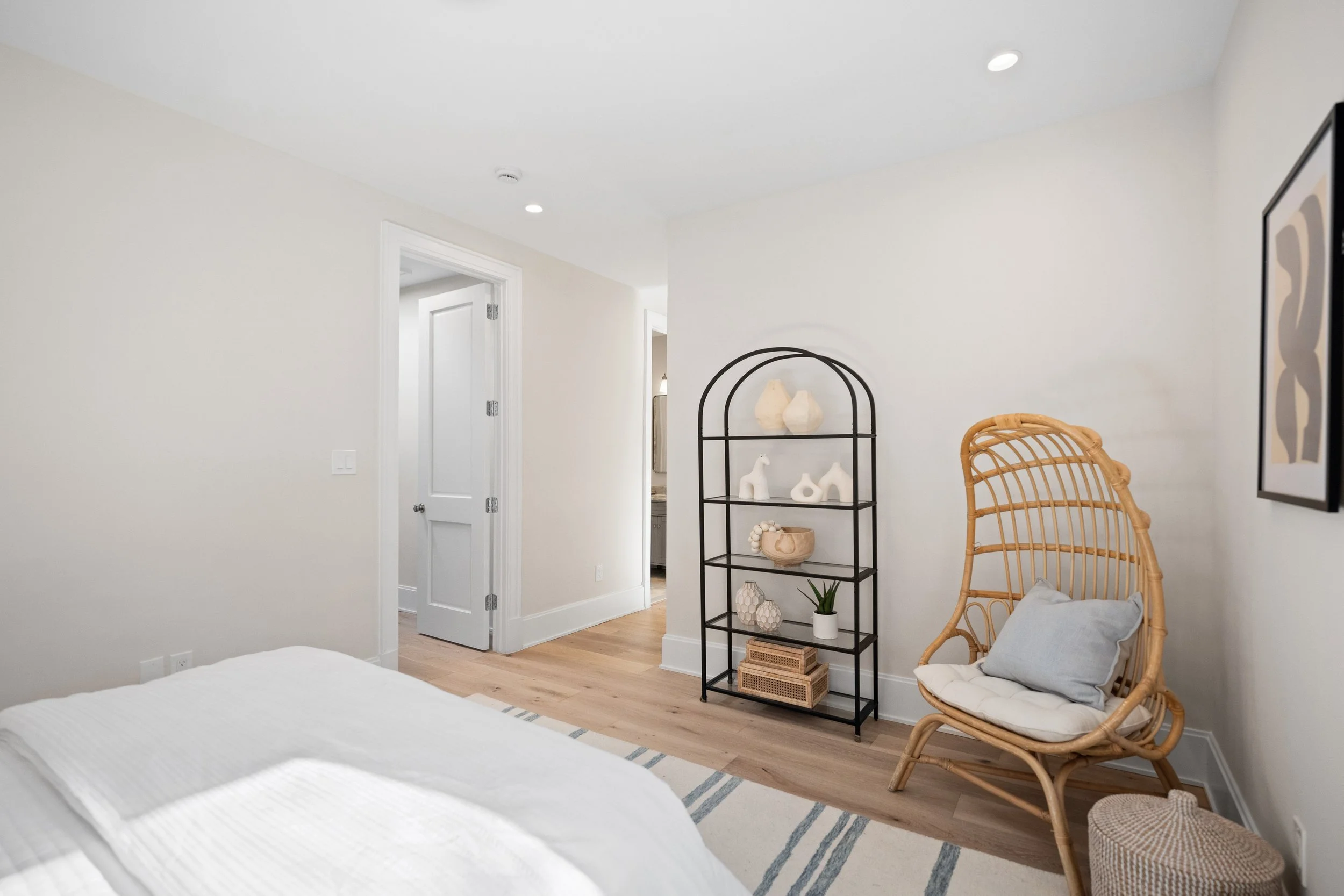 1863 Newton St NW, Washington, DC 20010, USA - 0034.jpg