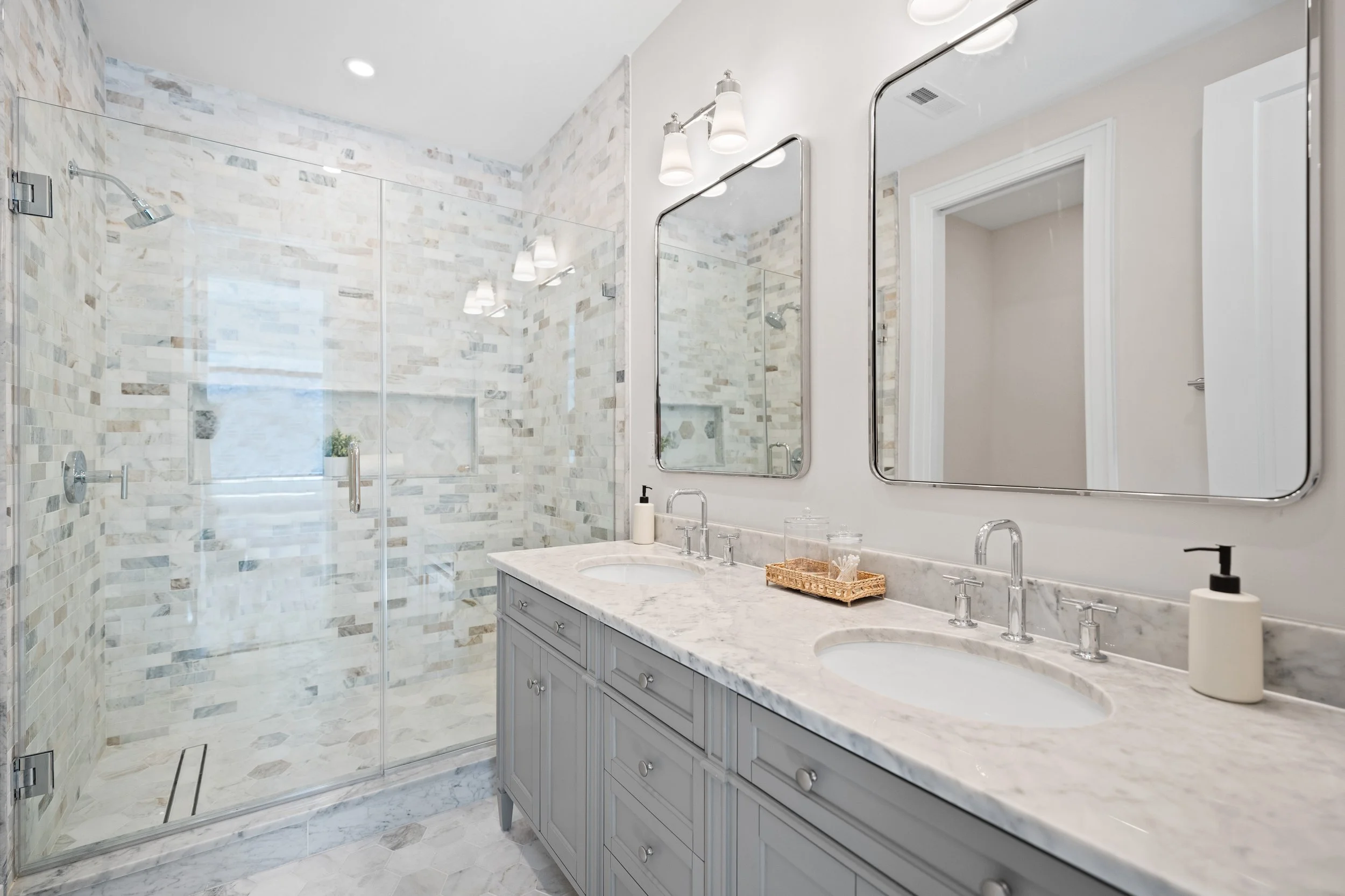 1863 Newton St NW, Washington, DC 20010, USA - 0035.jpg