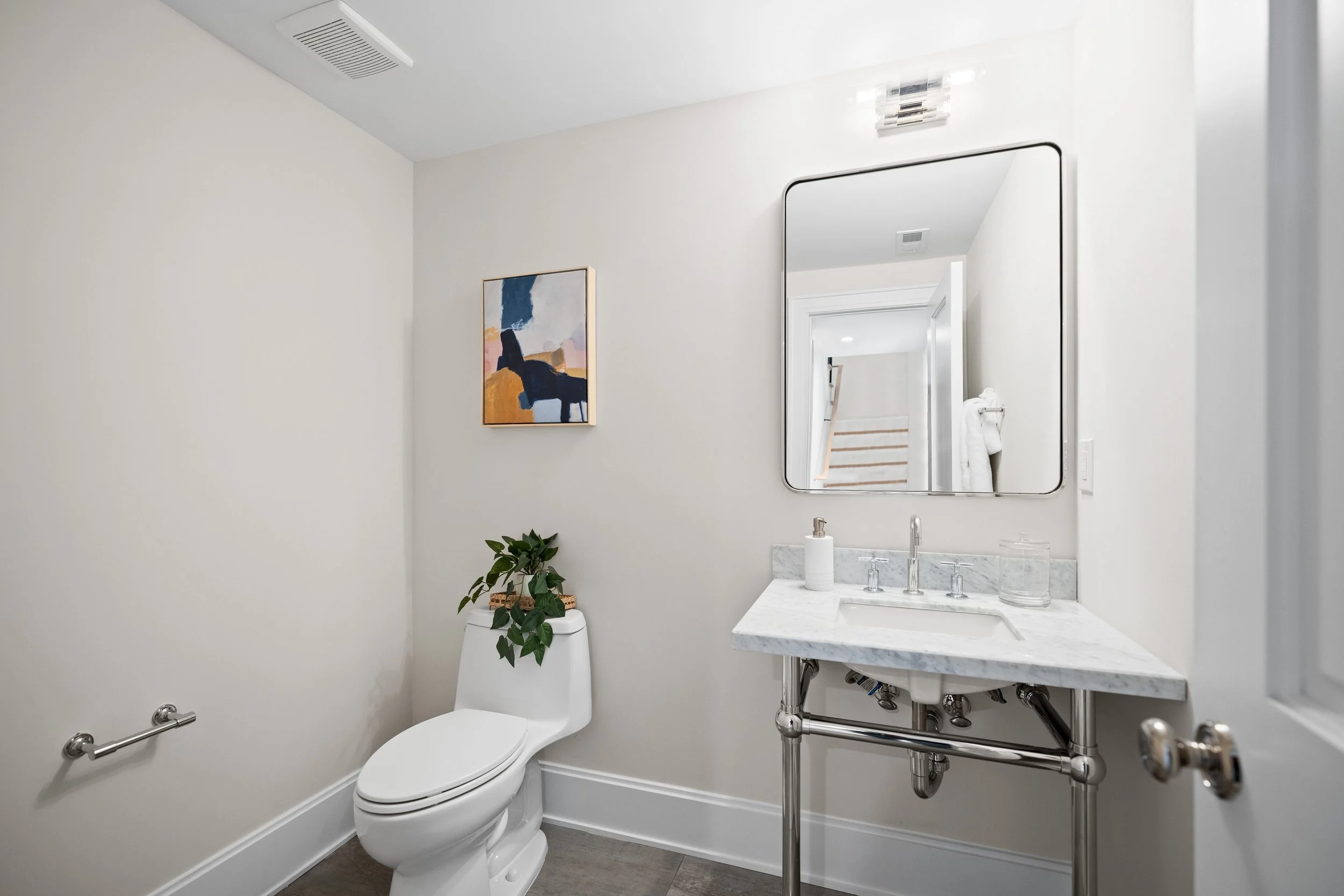 1863 Newton St NW, Washington, DC 20010, USA - 0044.jpg