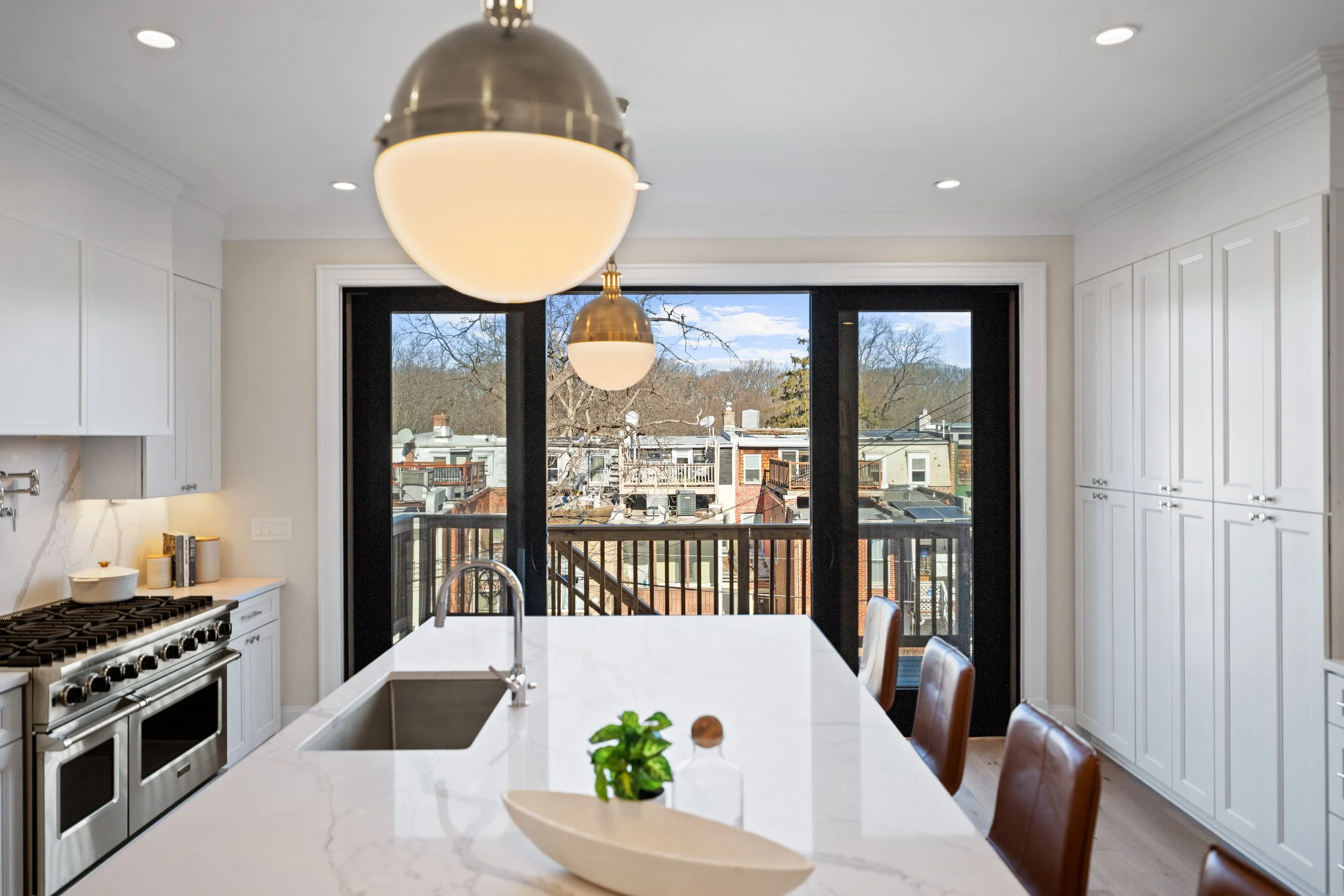 1863 Newton St NW, Washington, DC 20010, USA - 0053.jpg