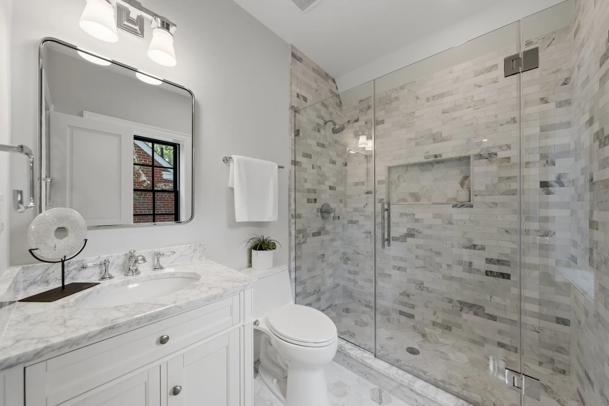 5439 30th Pl NW, Washington, DC 20015 - 0030.jpg