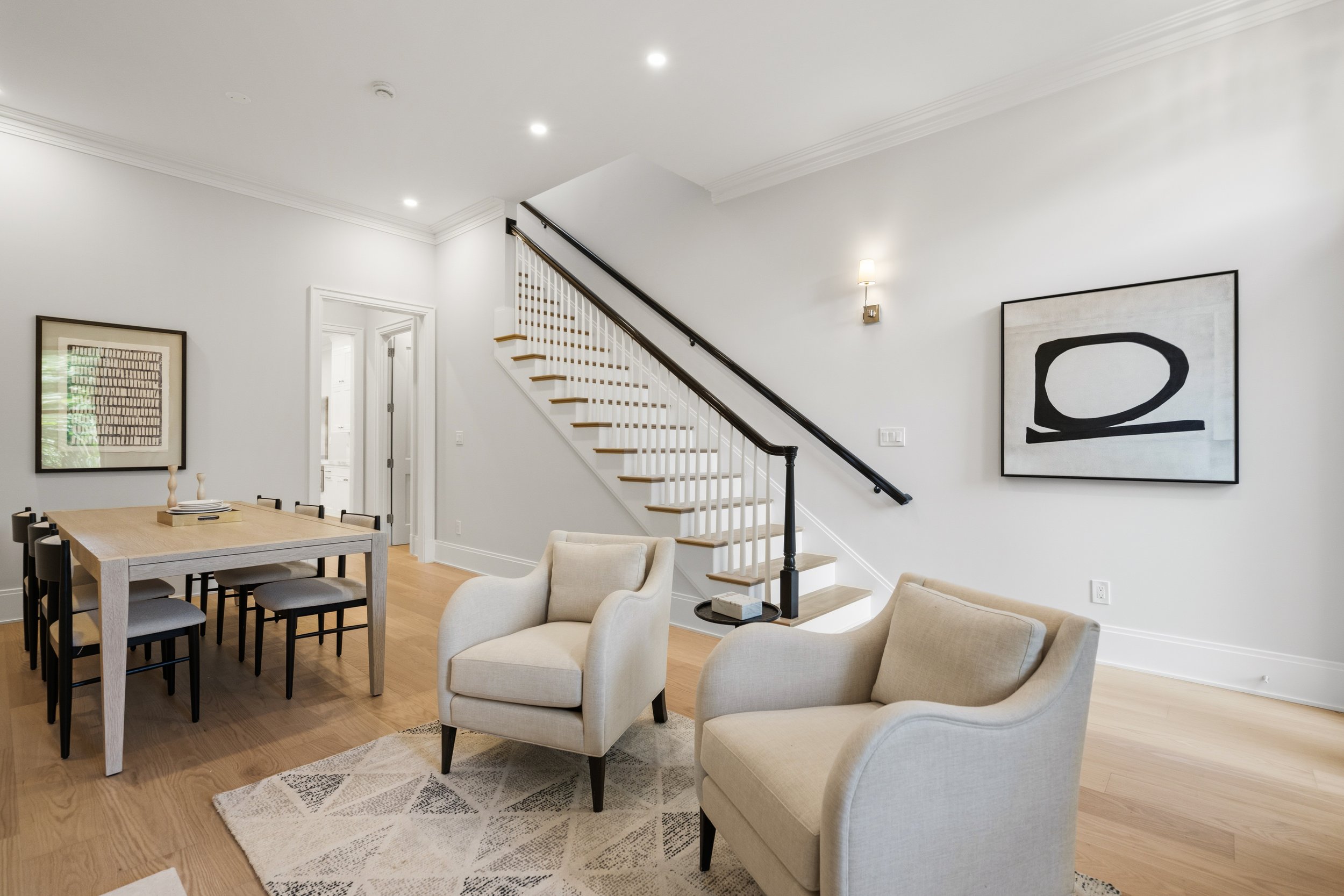 626 A St NE - 0017.jpg