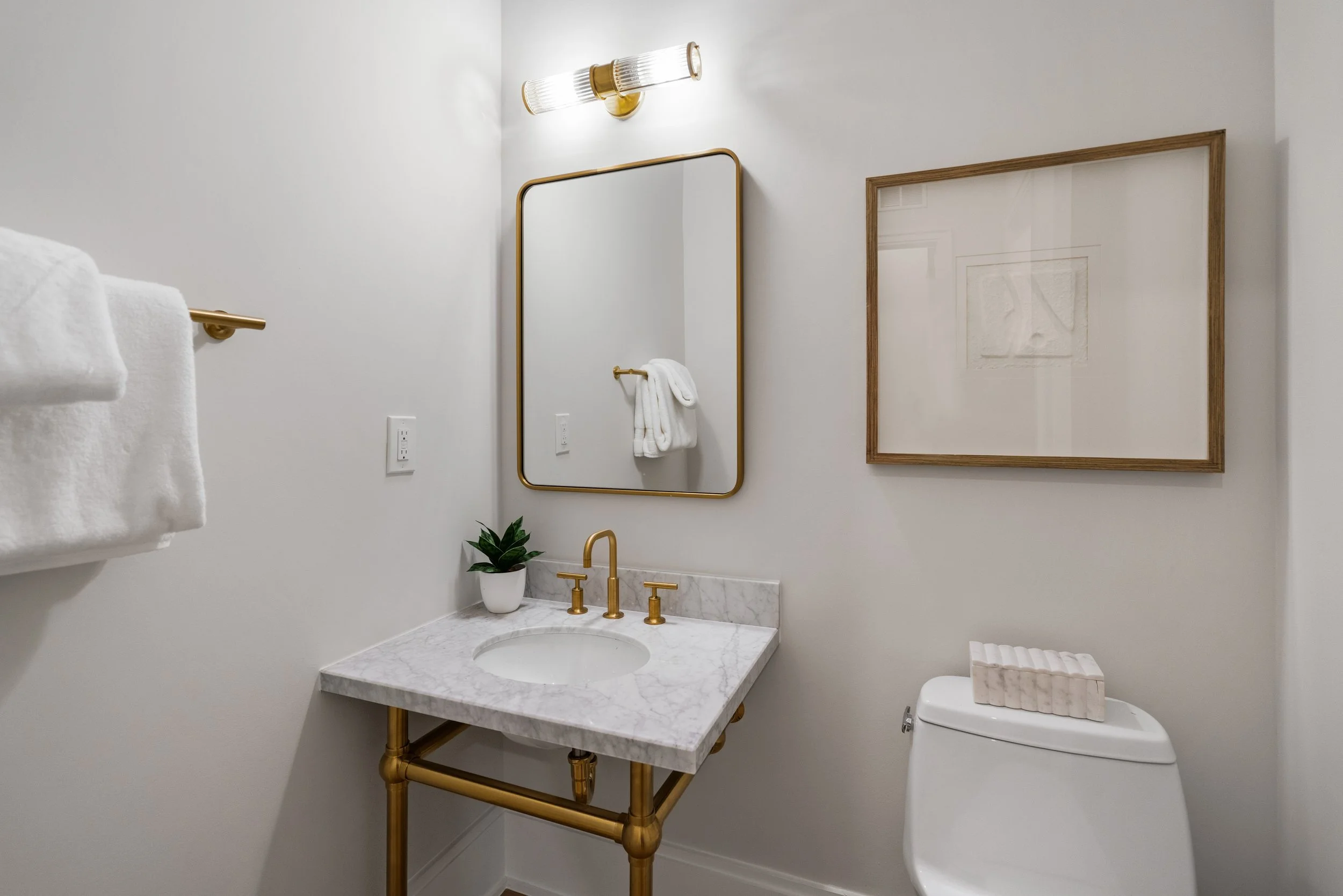626 A St NE - 0049.jpg