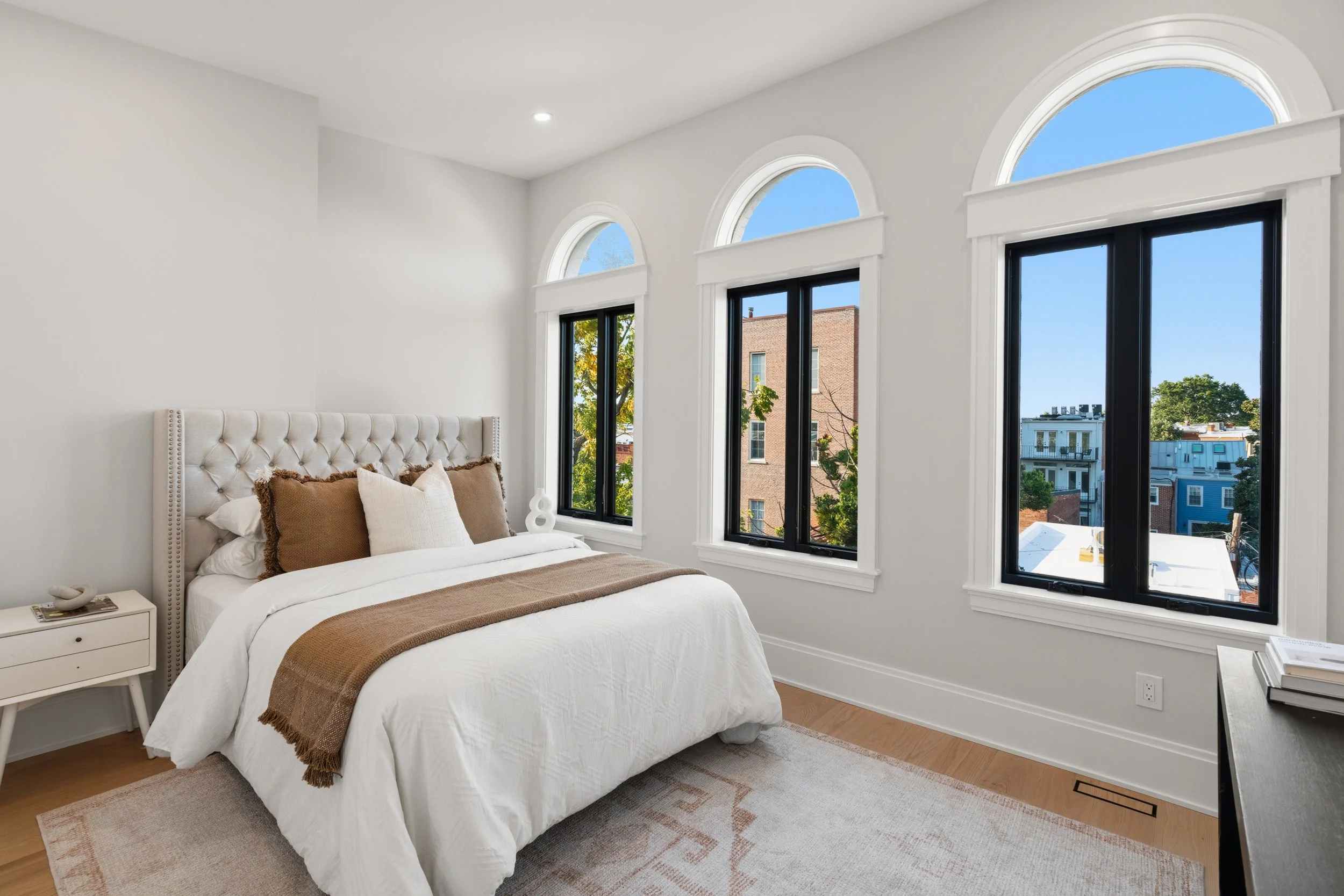 626 A St NE - 0082.jpg