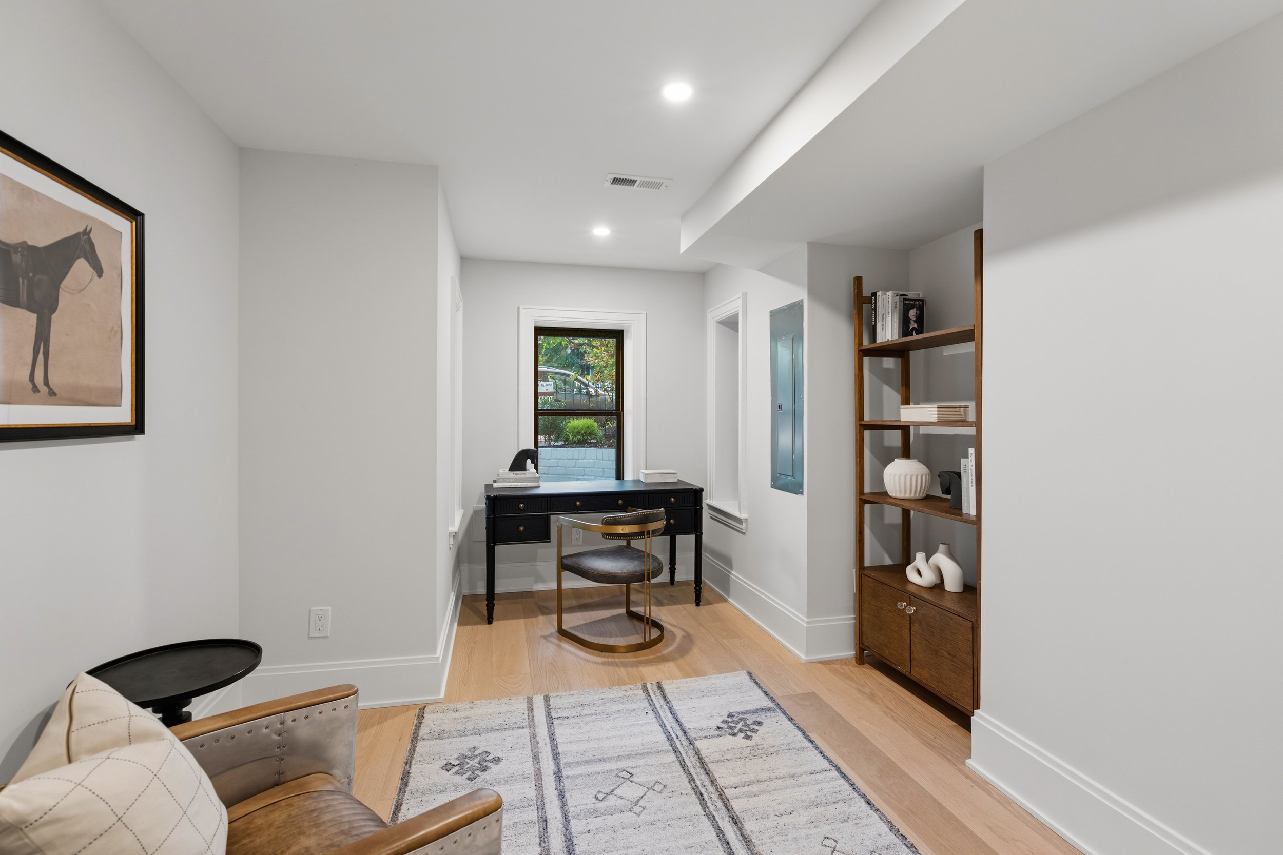626 A St NE - 0101.jpg