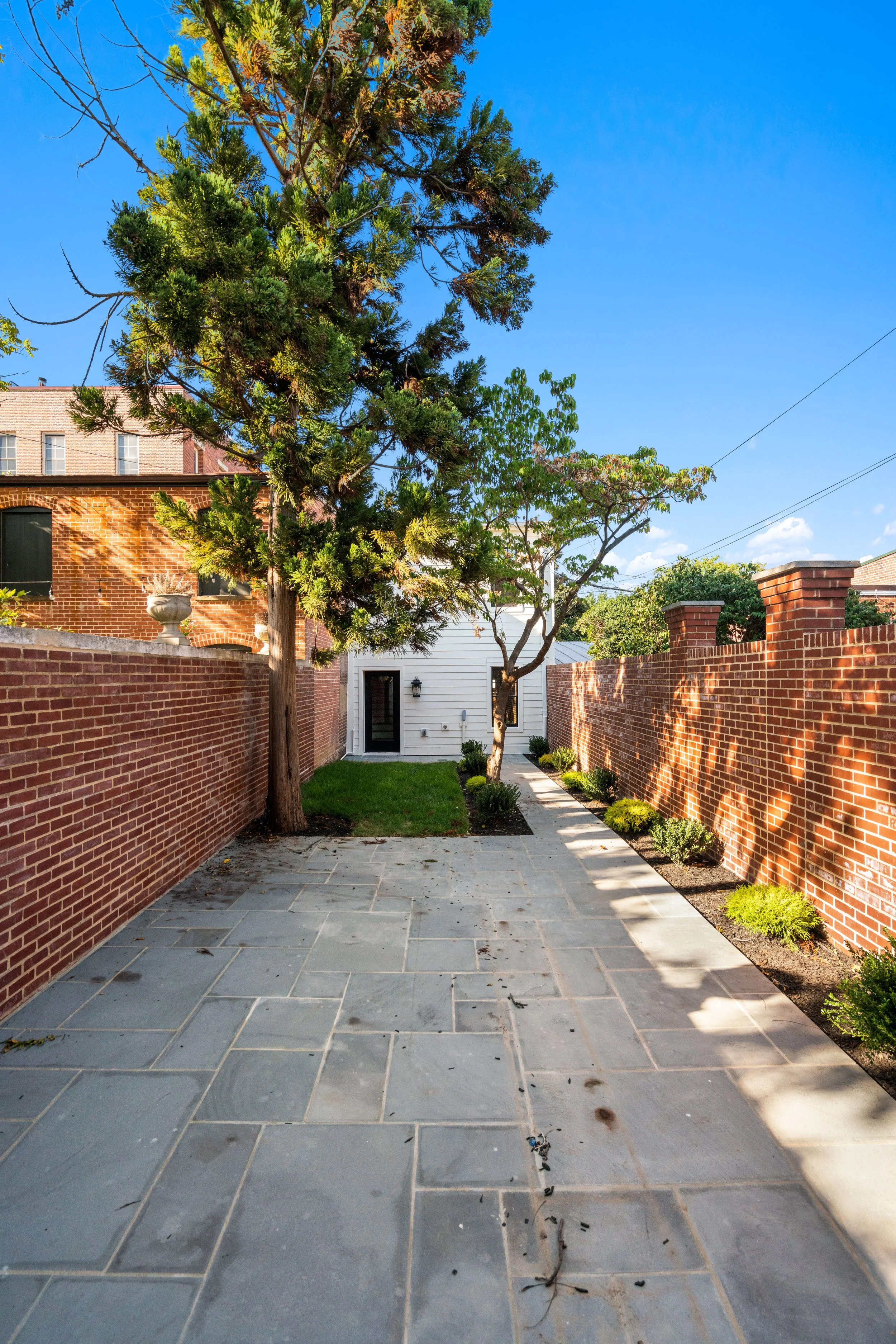 626 A St NE - 0111.jpg