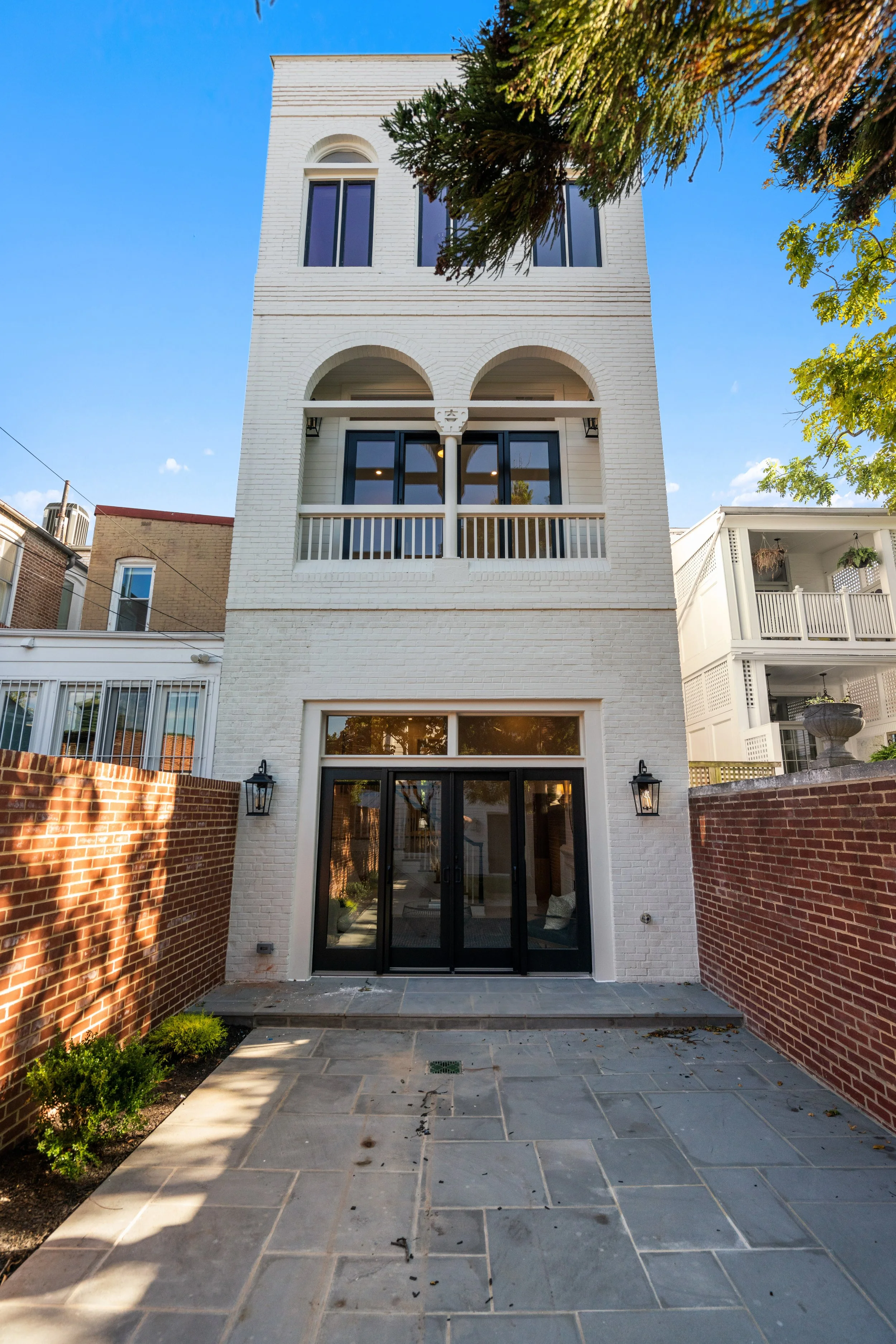 626 A St NE - 0118.jpg