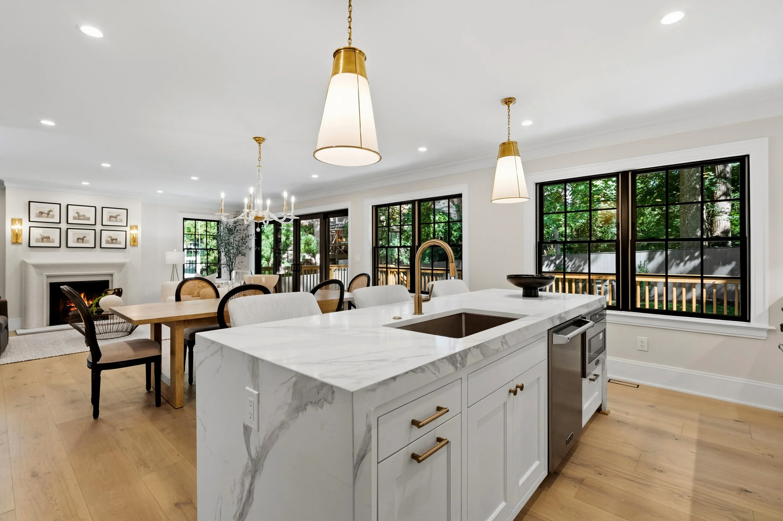 4115 46th St NW - 0048.jpg