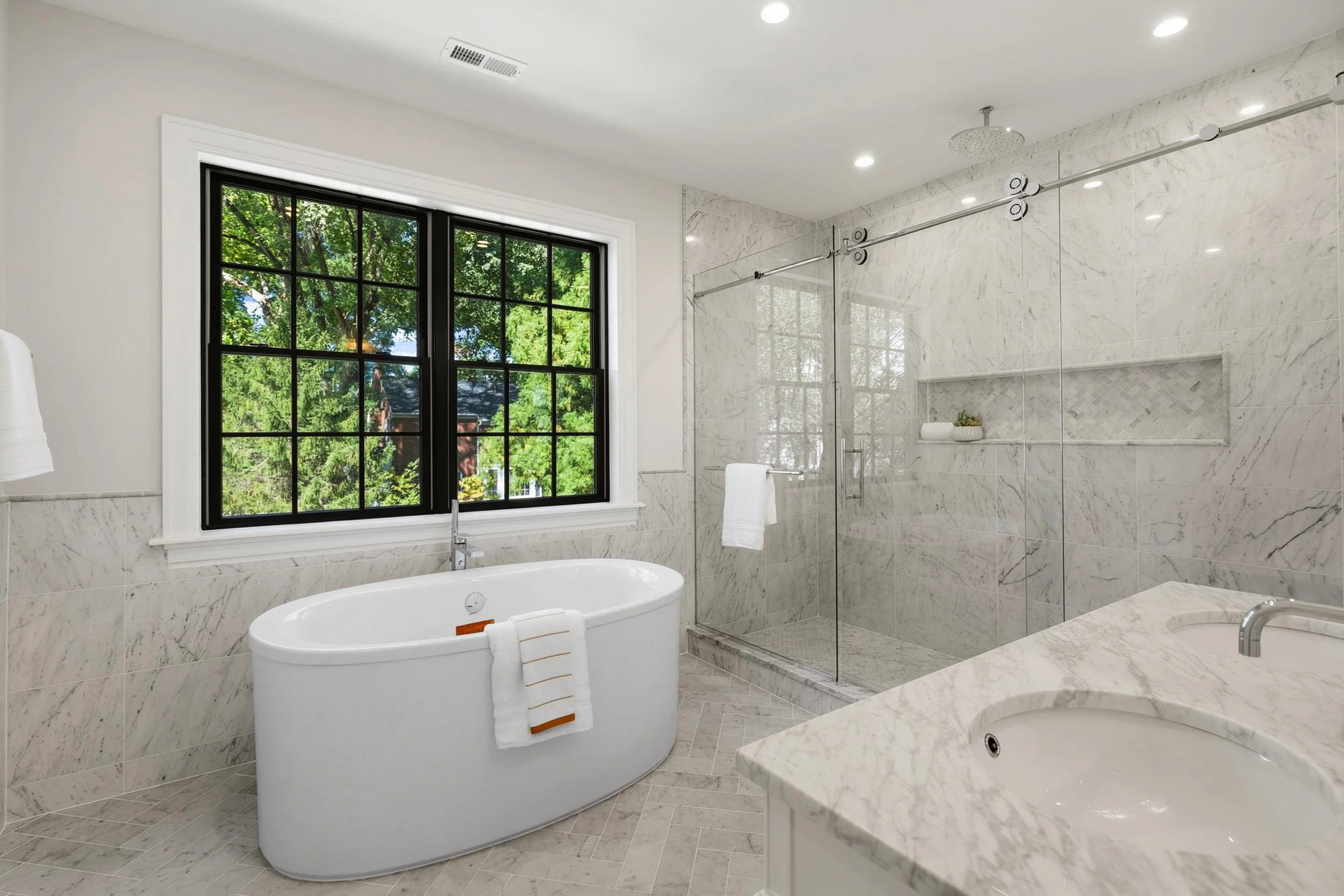 4115 46th St NW - 0081.jpg