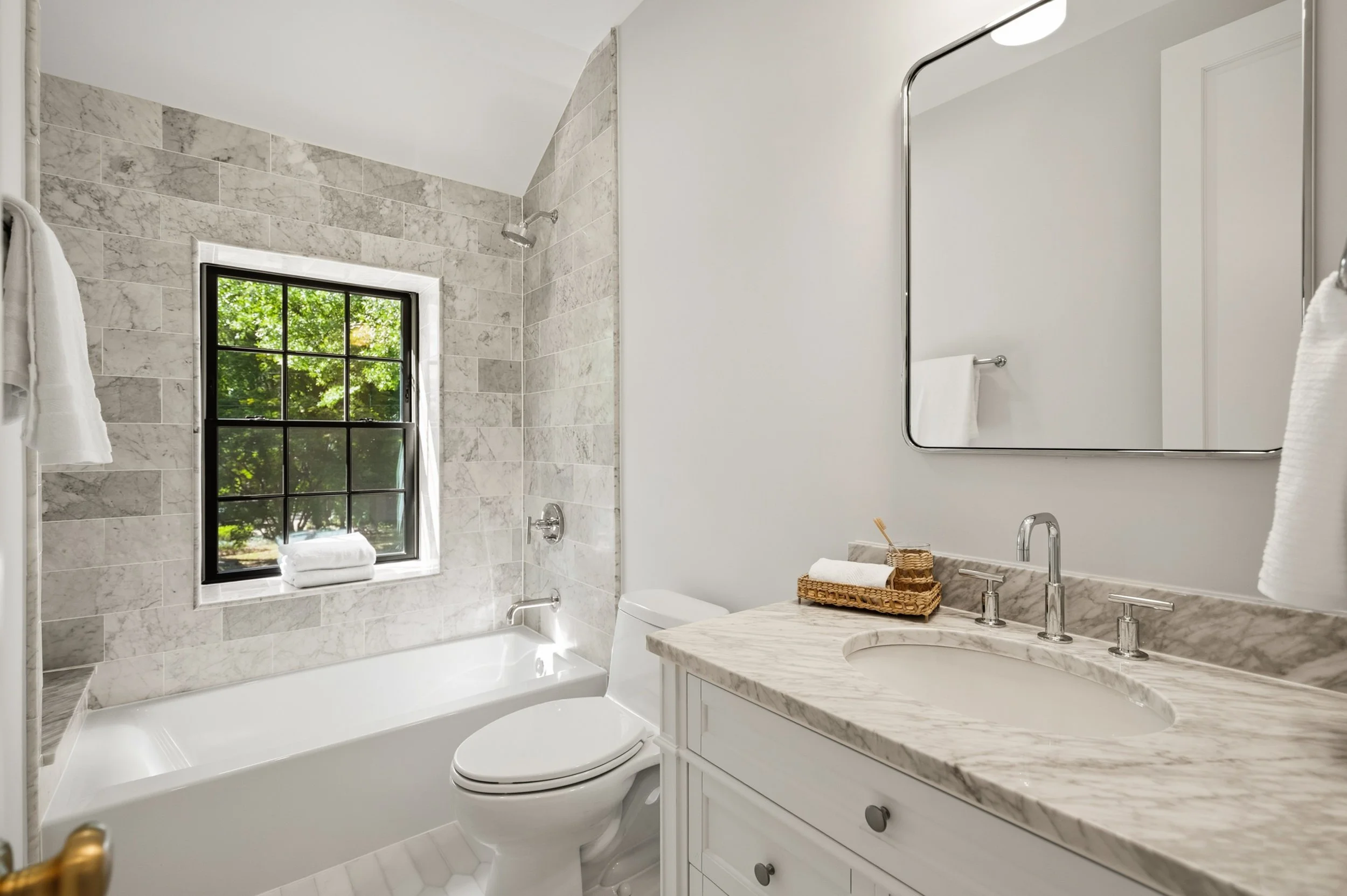 4115 46th St NW - 0102.jpg