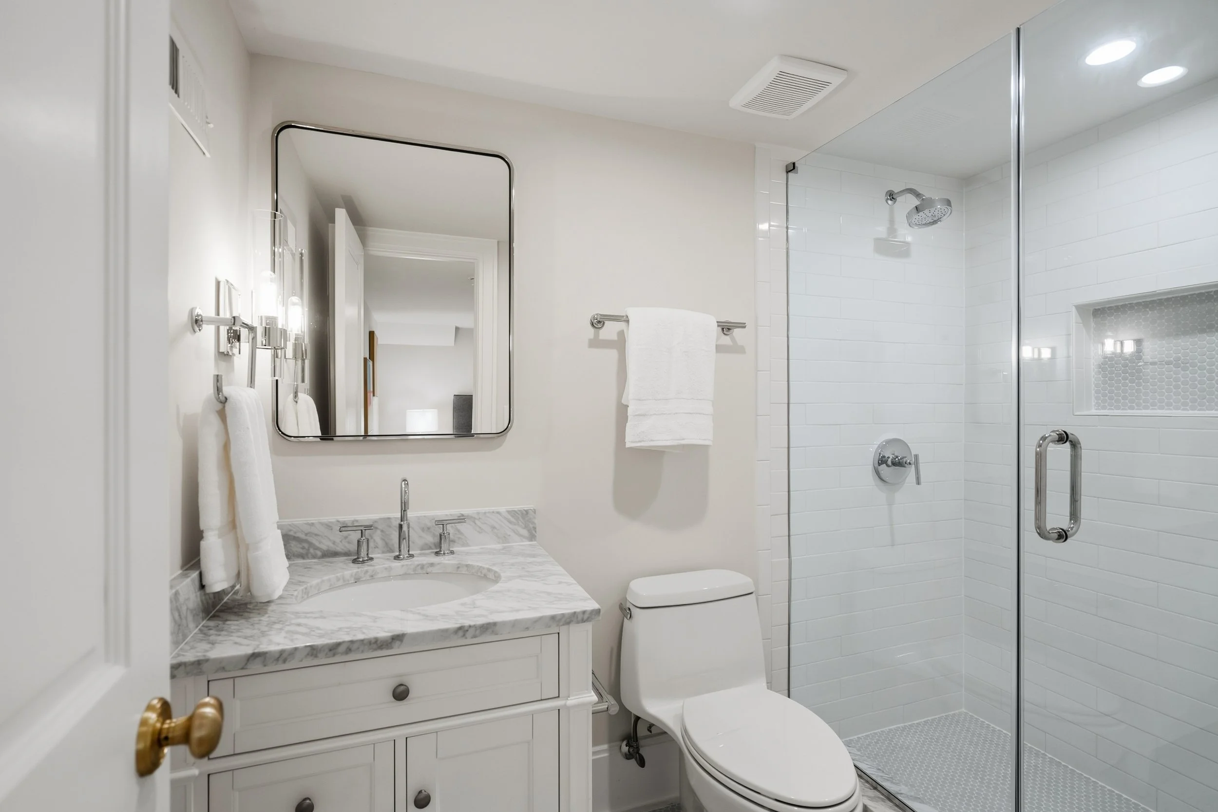 4115 46th St NW - 0123.jpg