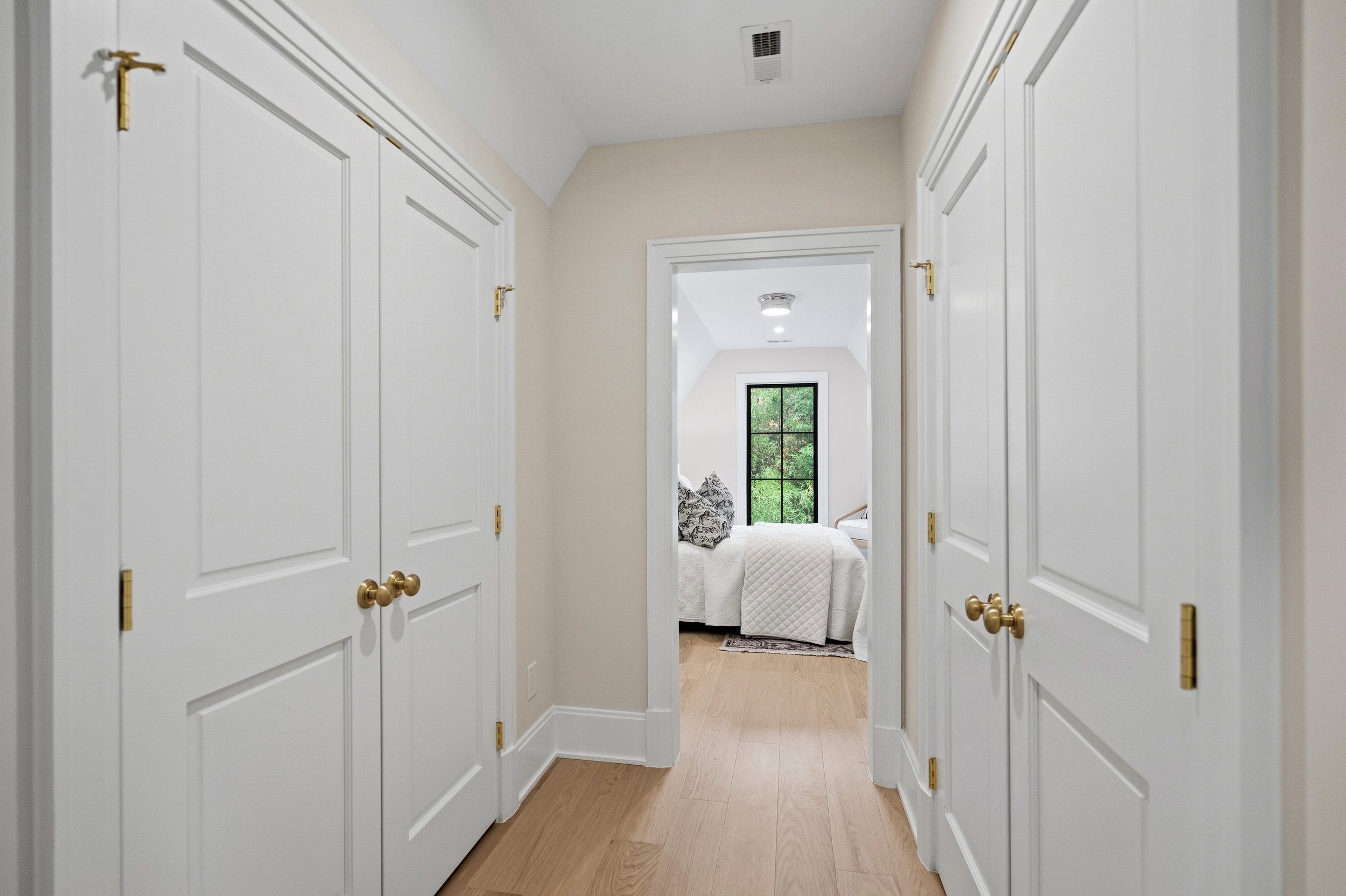 5113 Sherier Pl NW -0115.jpg