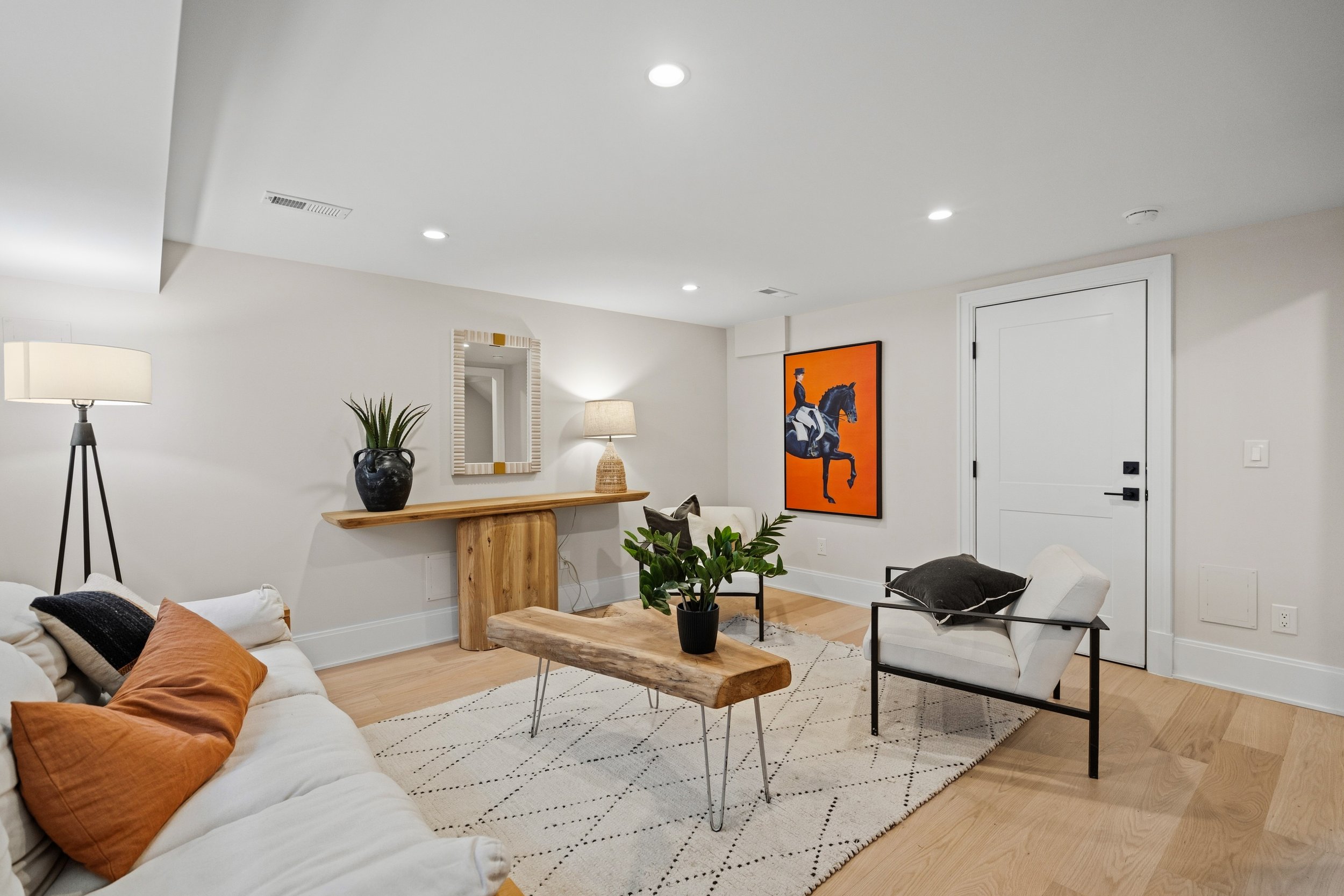 5113 Sherier Pl NW -0129.jpg