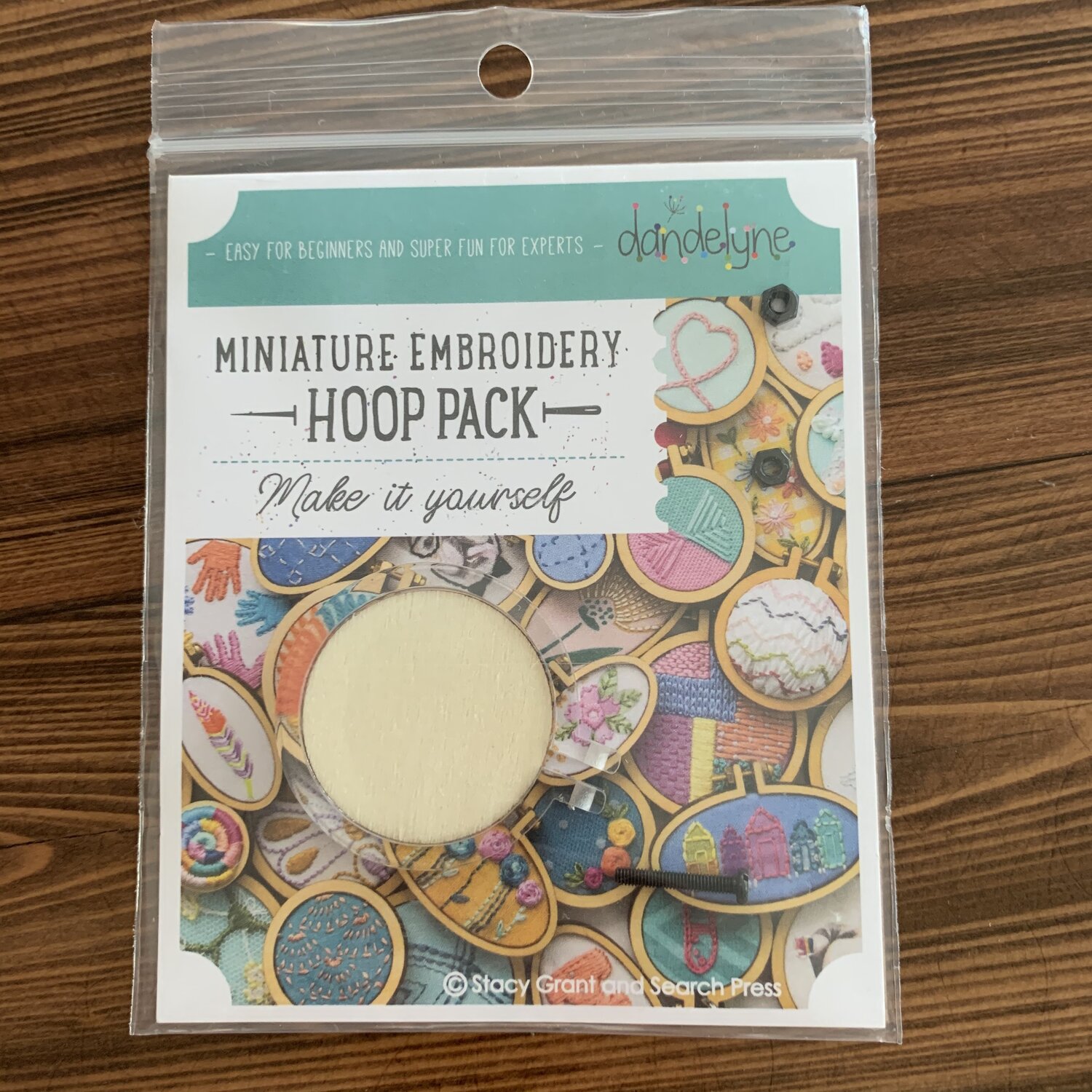 Miniature Embroidery Hoop Pack 4cm Acrylic Clear - Hoop only — The Craft  Table