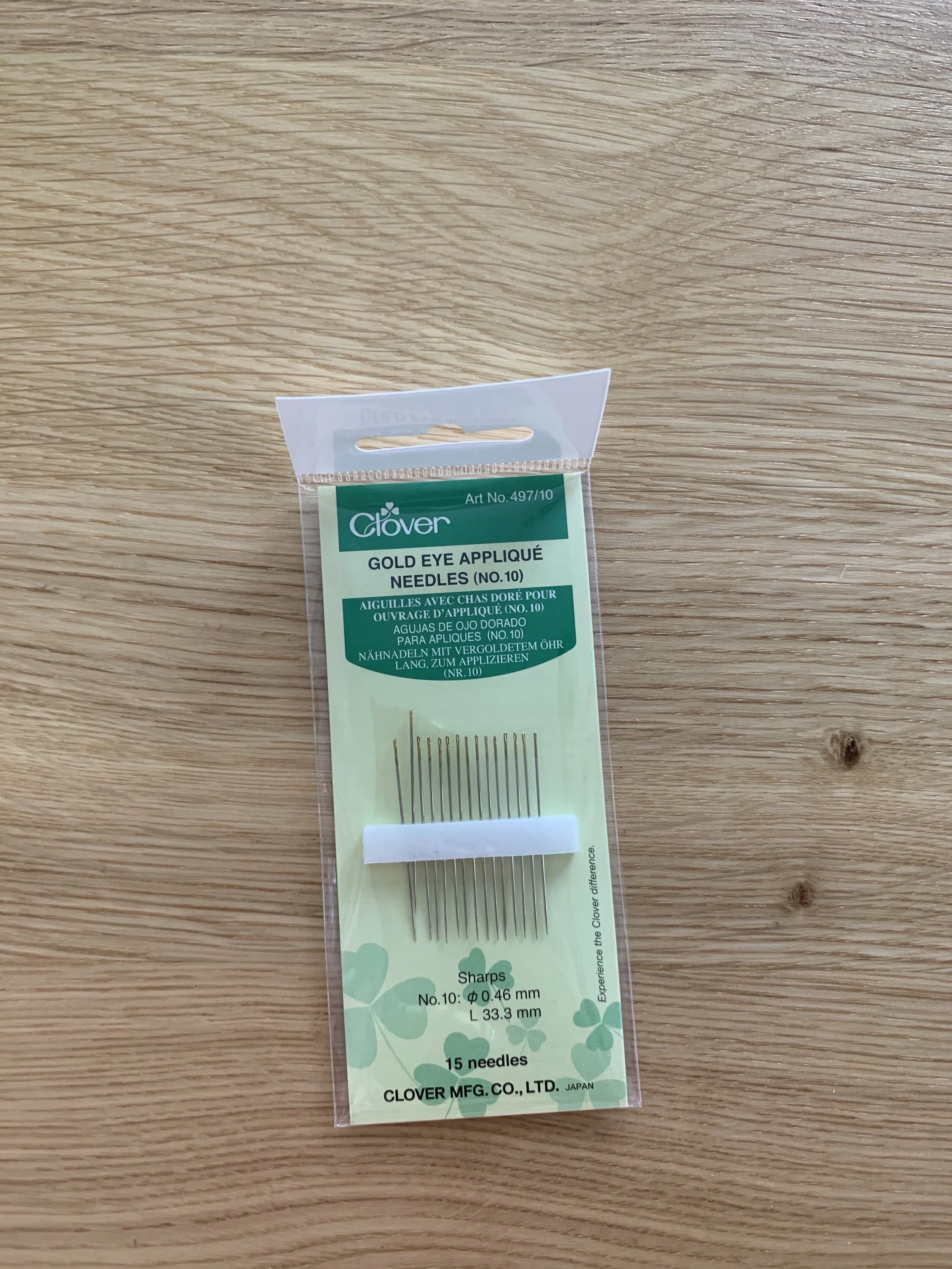 Clover Gold Eye Applique Needles