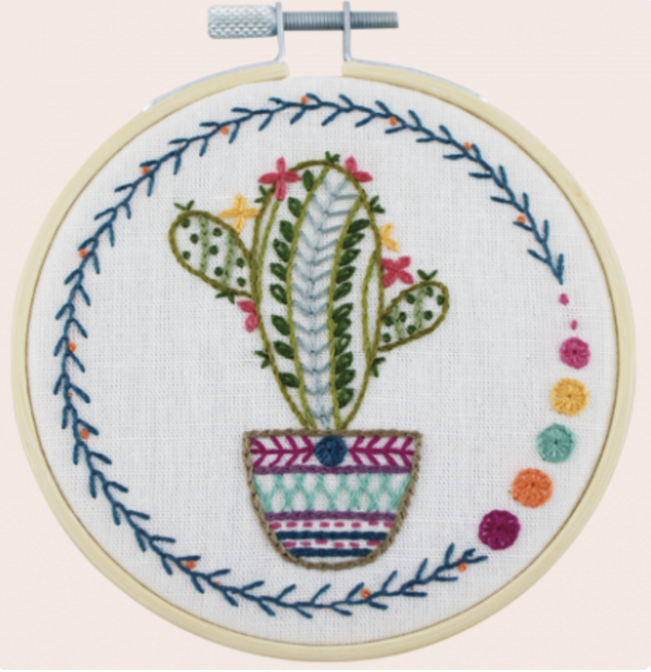 Un chat dans l'aiguille Pretty Cactus embroidery kit