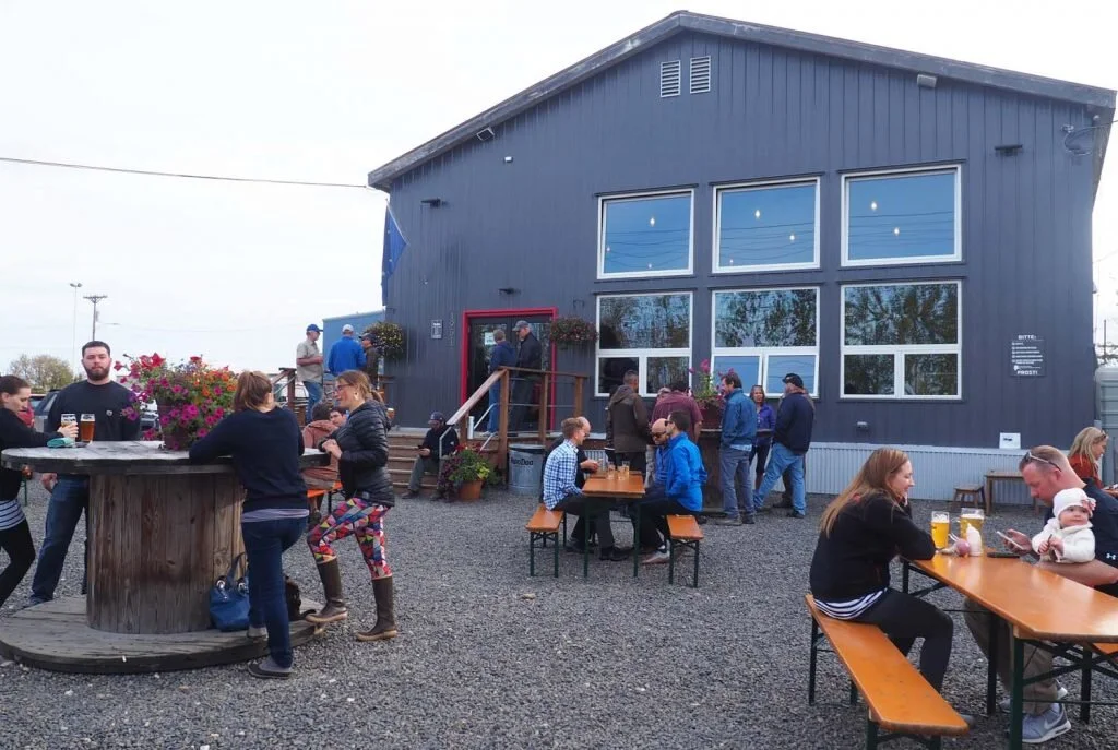 Nice afternoon for a HooDoo brew in Fairbanks © Sarah Reid