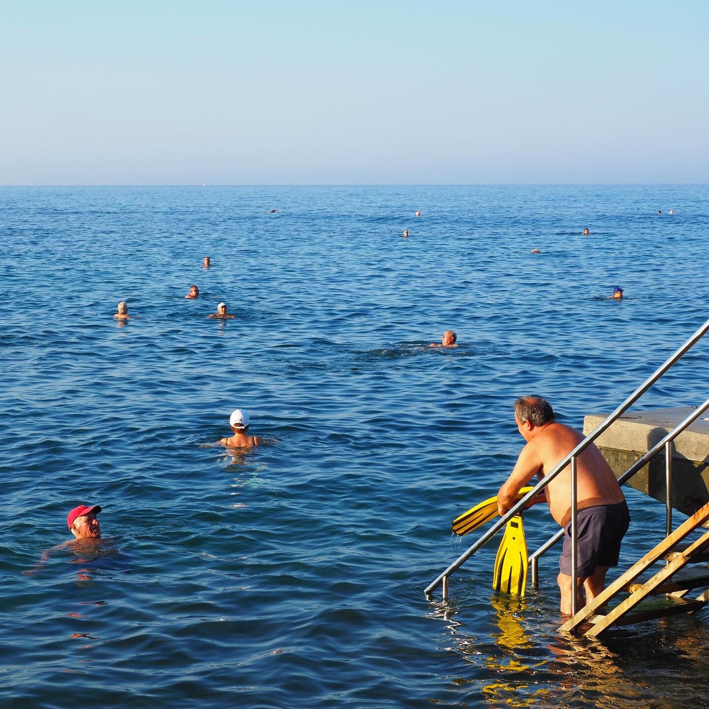 What a way to start the day, hey?
〰
Every morning in Paphos before the tourists wake up, locals congregate at the municipal baths (essentially a staircase into the sea) for a dip and a chat, gossiping in Greek as they tread water in the calm, clear w