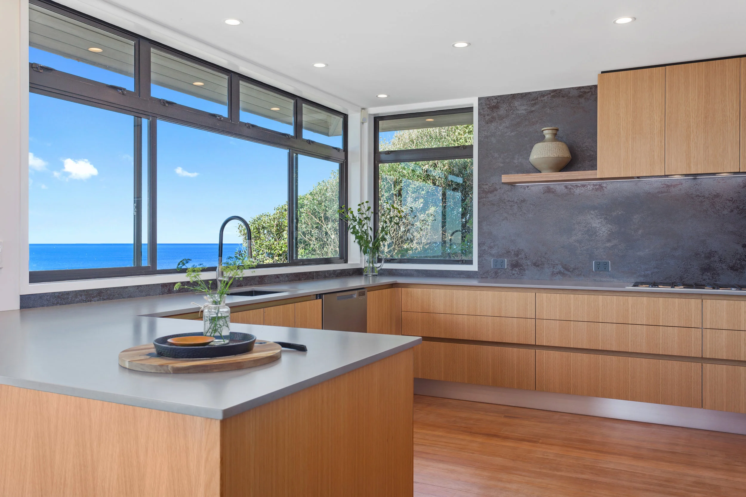 Open2view - 699 Pukehina Parade (01).jpg