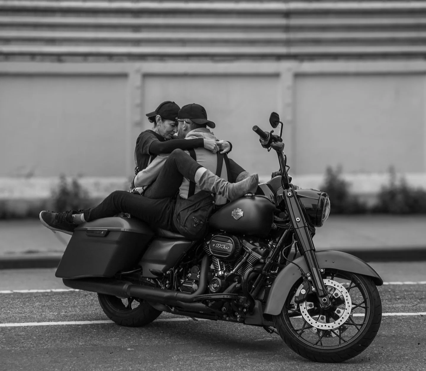 It&rsquo;s all in my head&hellip;
🏍️
#streetphotography 
#streetleaks 
#bnwphotography 
#bnwmood 
#streetphotographer 
#citylife 
#nyc 
#newyorkstateofmind 
#travel 
#travelphotography 
#moodygrams 
#dreamy 
#explorewithfriends 
#goodtimeswithgoodpe