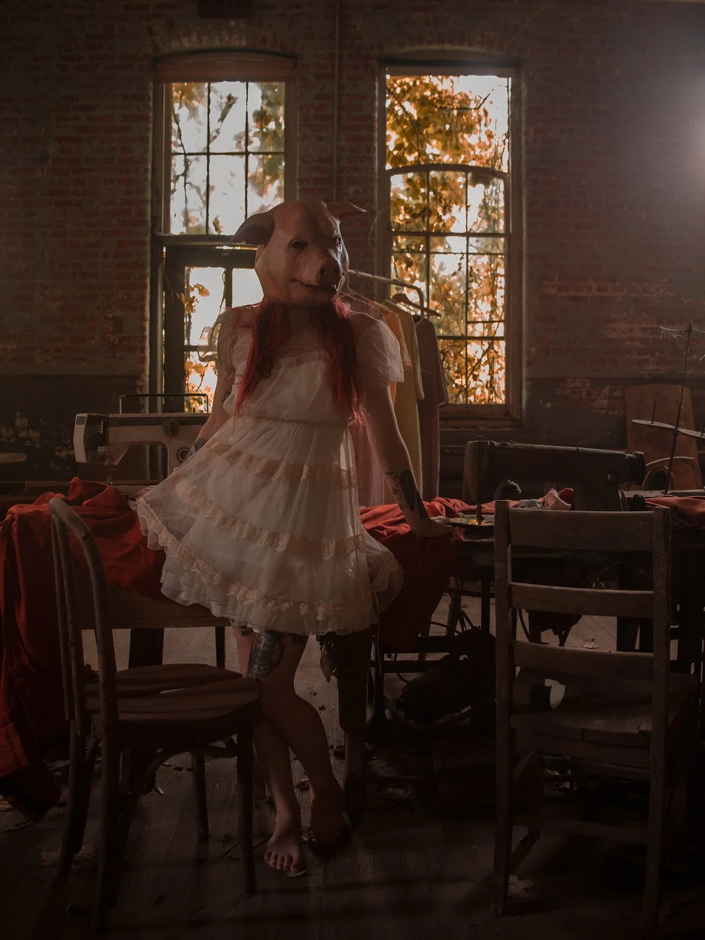 I hear your ghost in the walls..
👻

#abandoned #urbexphotography
 #decay #urbexworld #abandonedplaces #urbexexploration #urbexphoto
#photography #urbexplaces #lostplaces #urbexpeople
#urbanexploration #explorers #exploration