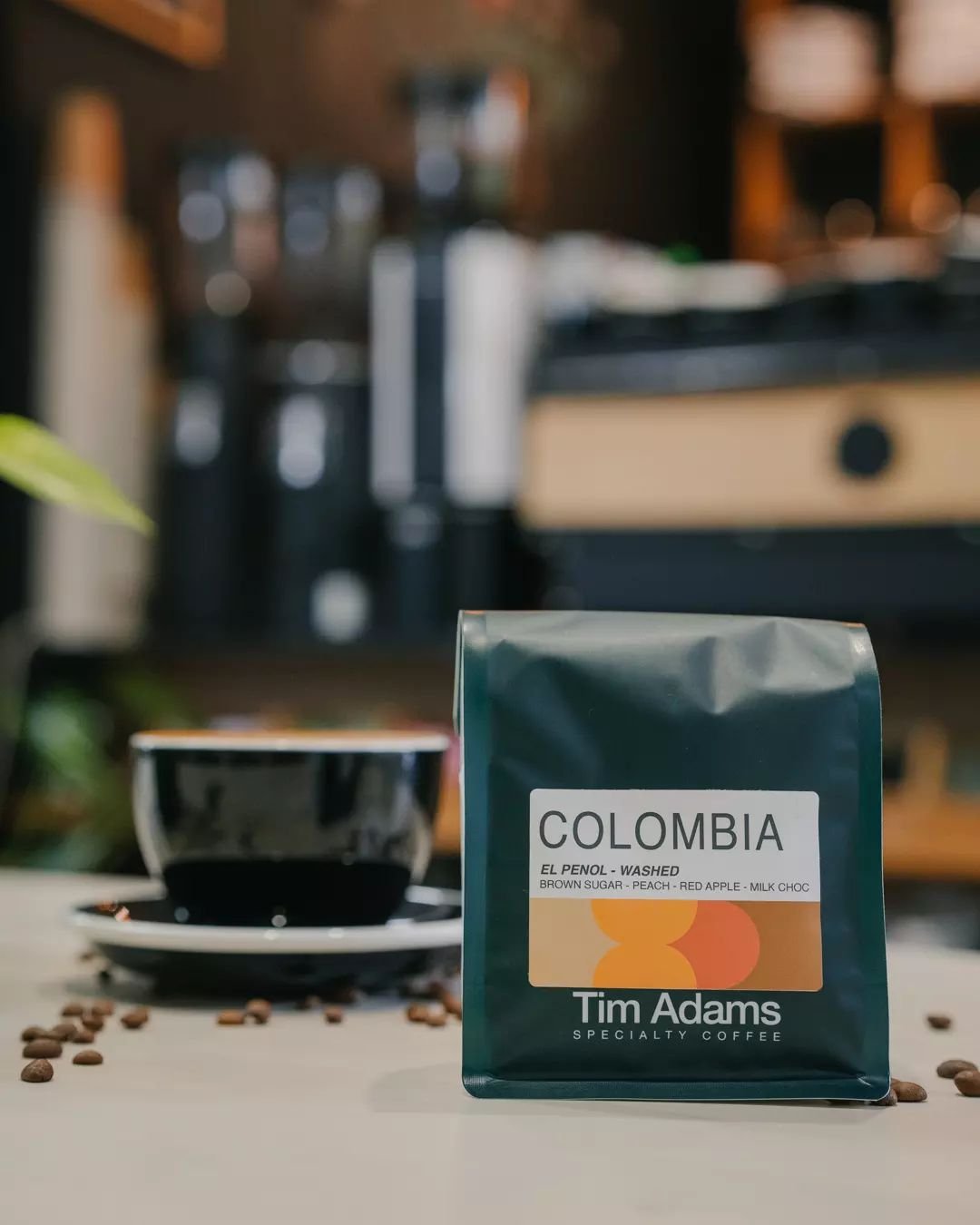 Infuse your day with the essence of Colombia. 🌄 Our El Pe&ntilde;ol single origin awaits with notes of brown sugar, peach, and red apple. 🍑🍎 Available in-store or via the link in bio. 

#ColombianCoffee #CraftedBlend #CoffeeLovers #ConceptCoffee #