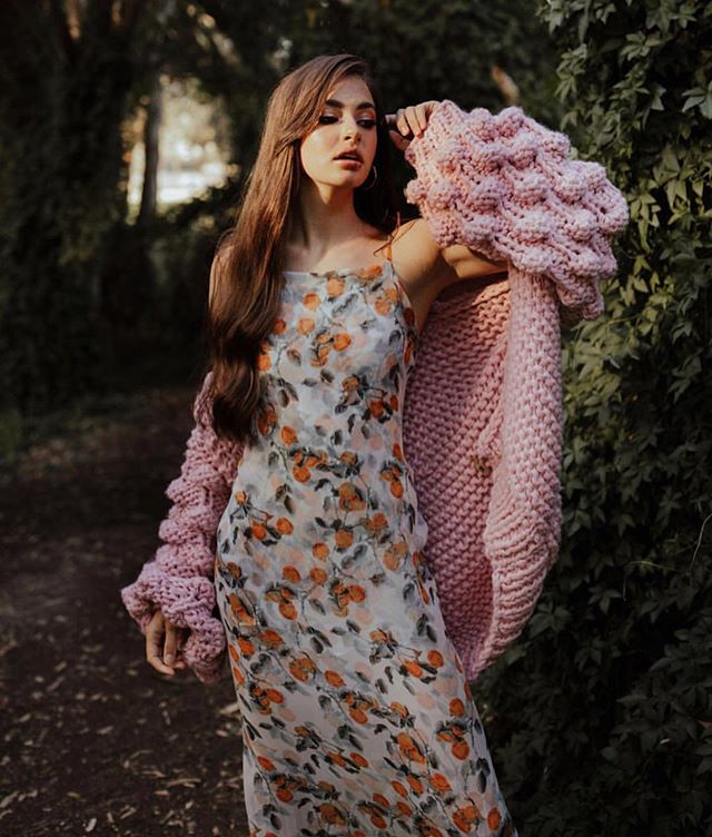 Love a chunky knit 🧶 @imogen.dearlove by @sarahtonkinphotography. Beauty by @she_makeupartistry, hair styling by @hairbyanjajacobsz. Imogen wears @eloise.the.label dress, @helloparry knit &amp; @_bianko hoops, styled by me 🧶 #stylist #fashionstylis