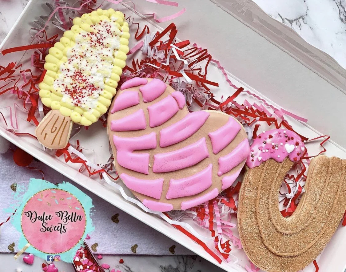 Cicero-raised Baker Makes Cookies for Celebrities