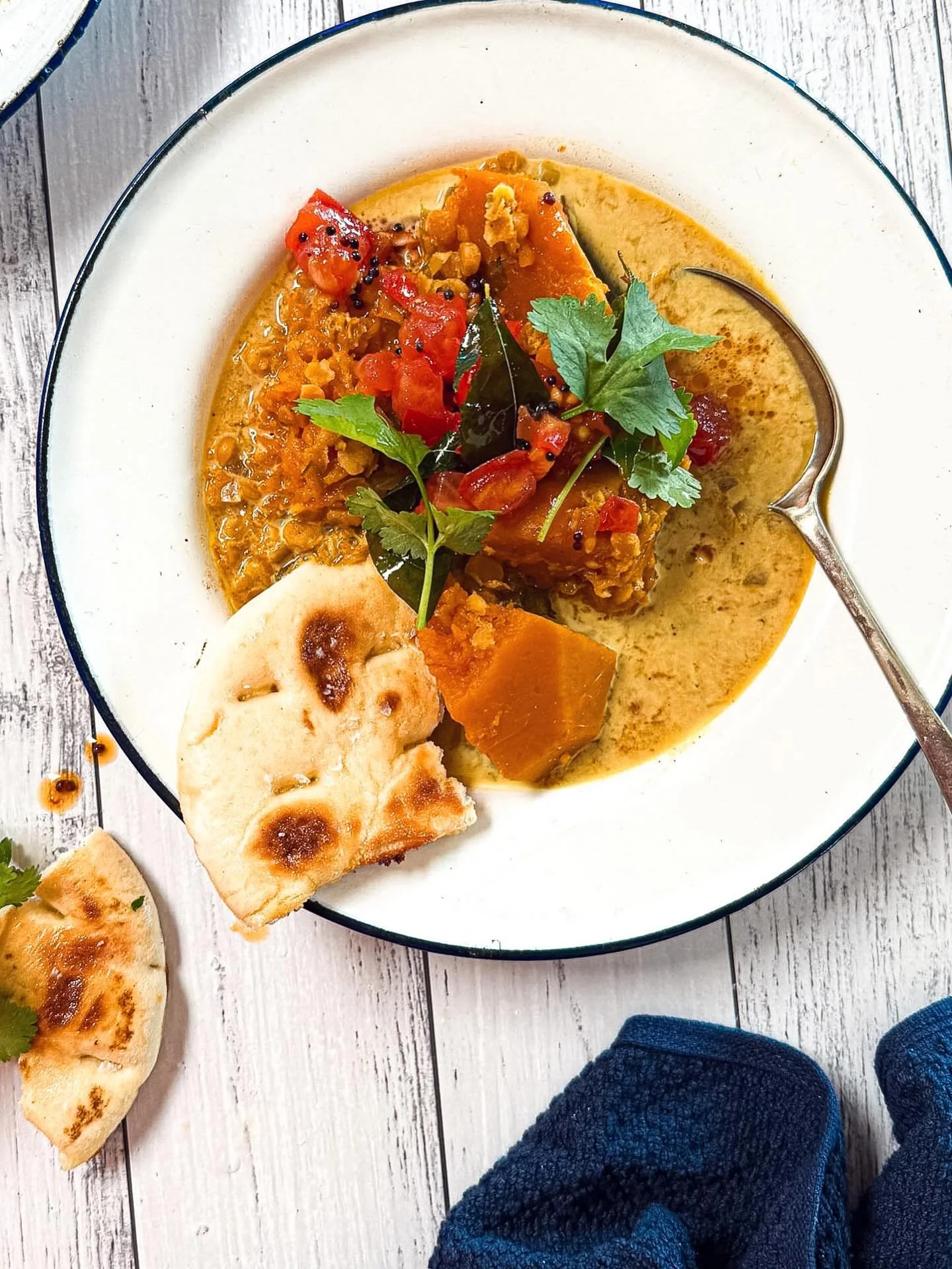 TADKA?! Keep reading if you don&rsquo;t know what this is as it will change all your curry&rsquo;s moving forward. SEE IMAGE 3!! Comment TADKA and I&rsquo;ll dm you the recipe for my  Slow Cooker Creamy Coconut &amp; Pumpkin Lentil Curry written for 