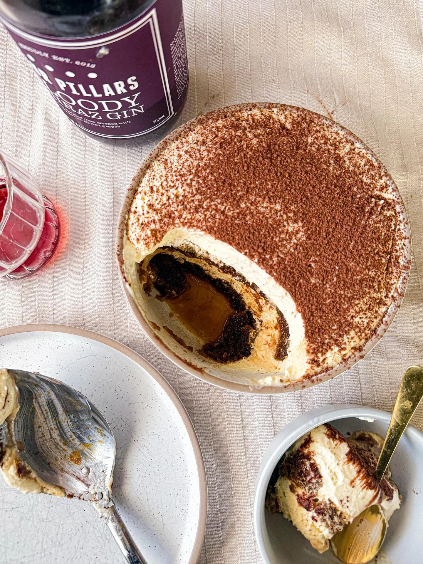 DIG INTO THIS TIRRA.
Recently catered a private dinner for 14 adults and 6 kids* and when it came to dessert, it was a no-brainer: a massive bowl of tiramisu for guests to scoop, share and fight over.

What you can&rsquo;t see in this photo is the bi