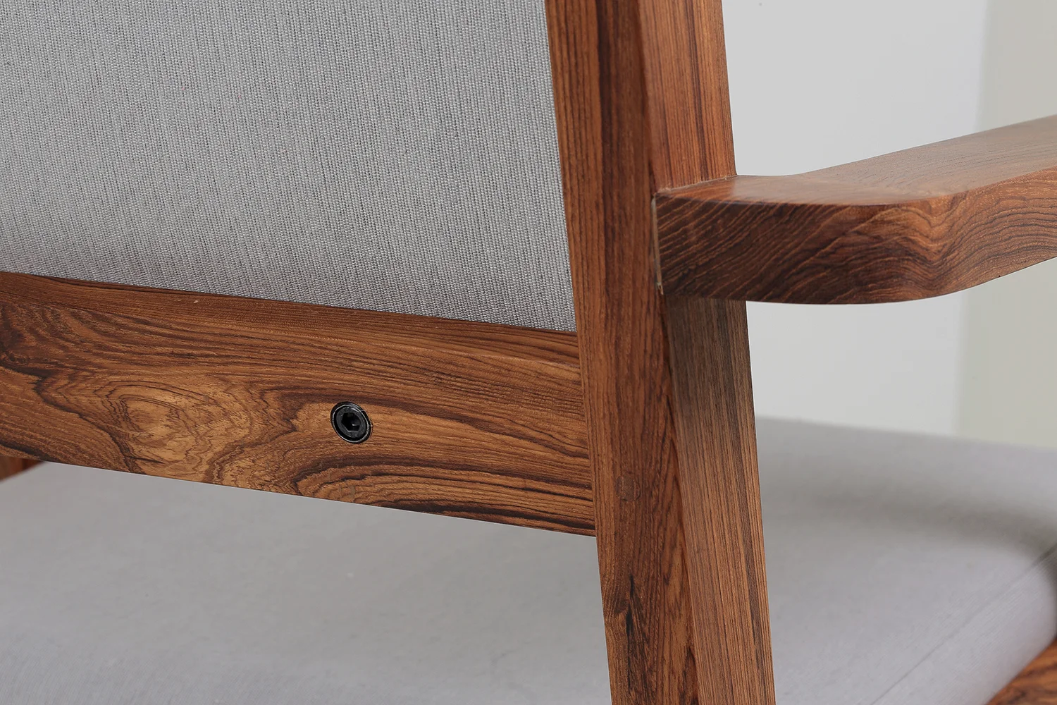 ZEN LOUNGE CHAIR_05.JPG