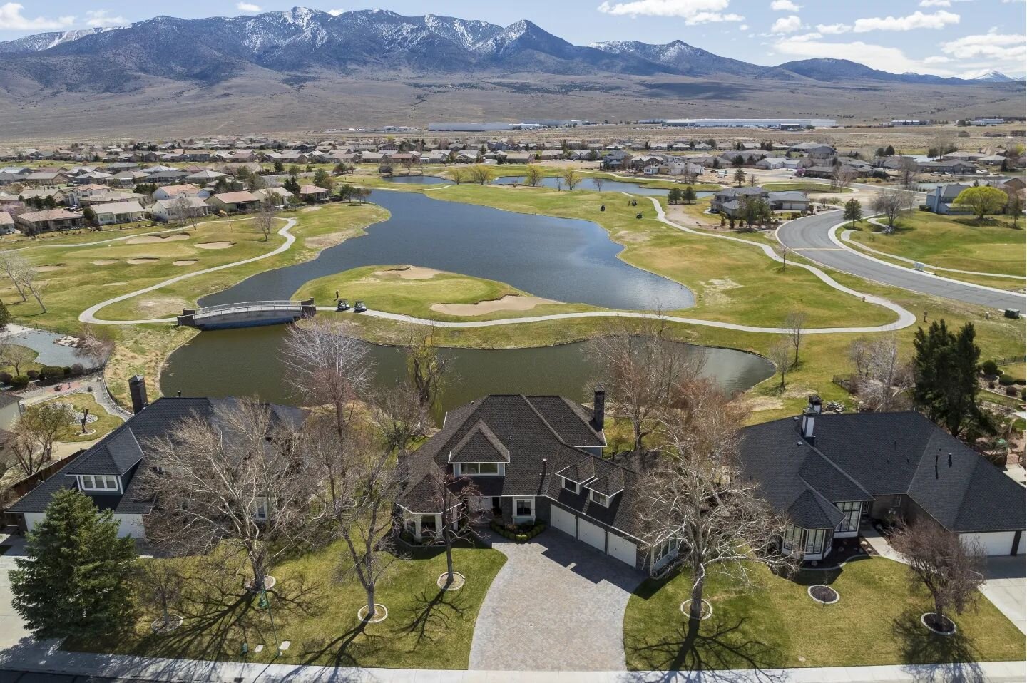 Enjoy some bright AND moody exteriors from this picturesque property ✨

📷: Ali Rivera 

(Featured Property: 109 Augusta Dr, presented by Kayla Hoog-Fry with @ferrarilundrealestate)
&bull;
&bull;
&bull;
#shotbyali #aliriveraphotography #homesofnevada