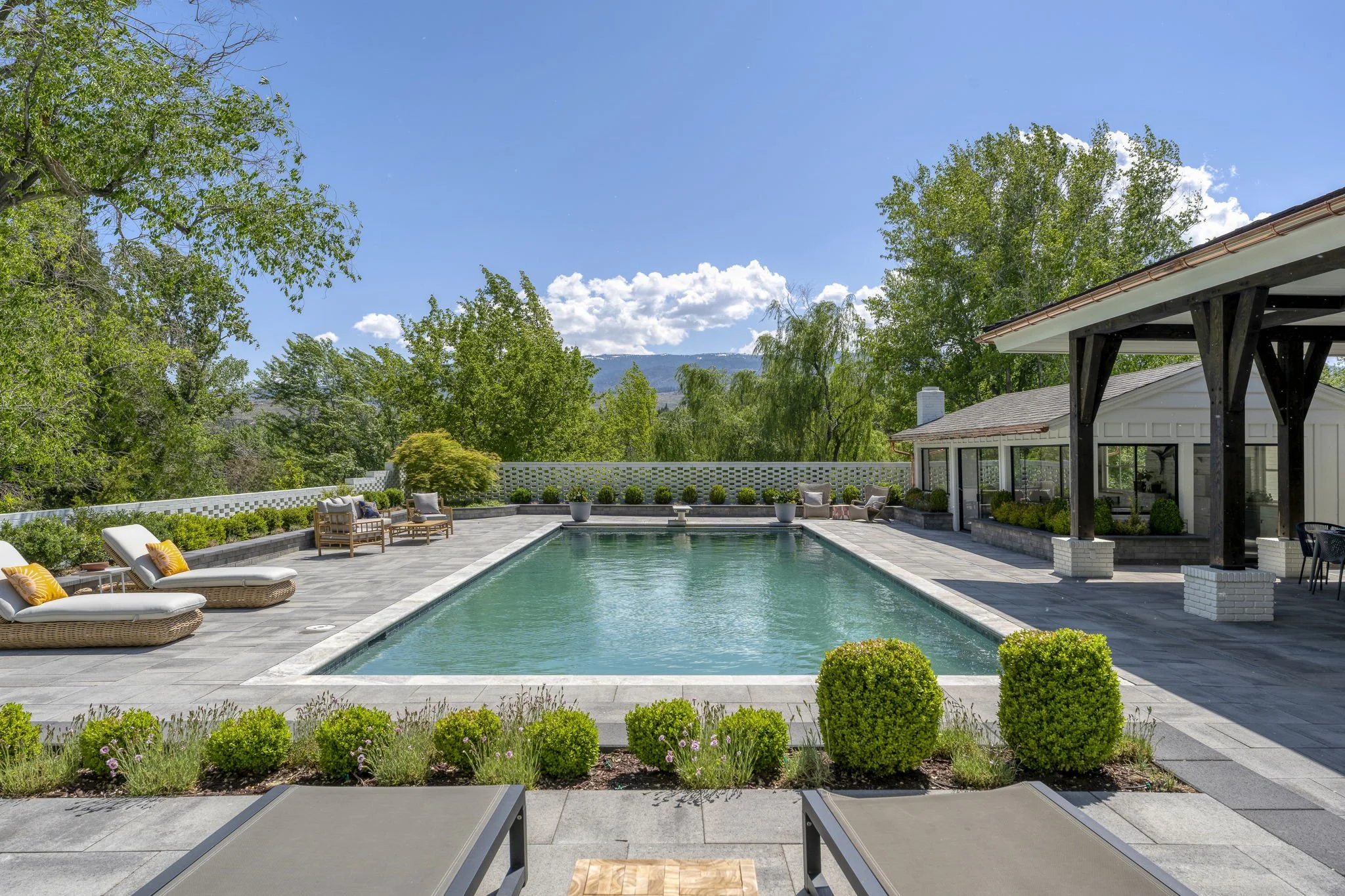 70-web-or-mls-132 Greenridge Spring ext-16.jpg