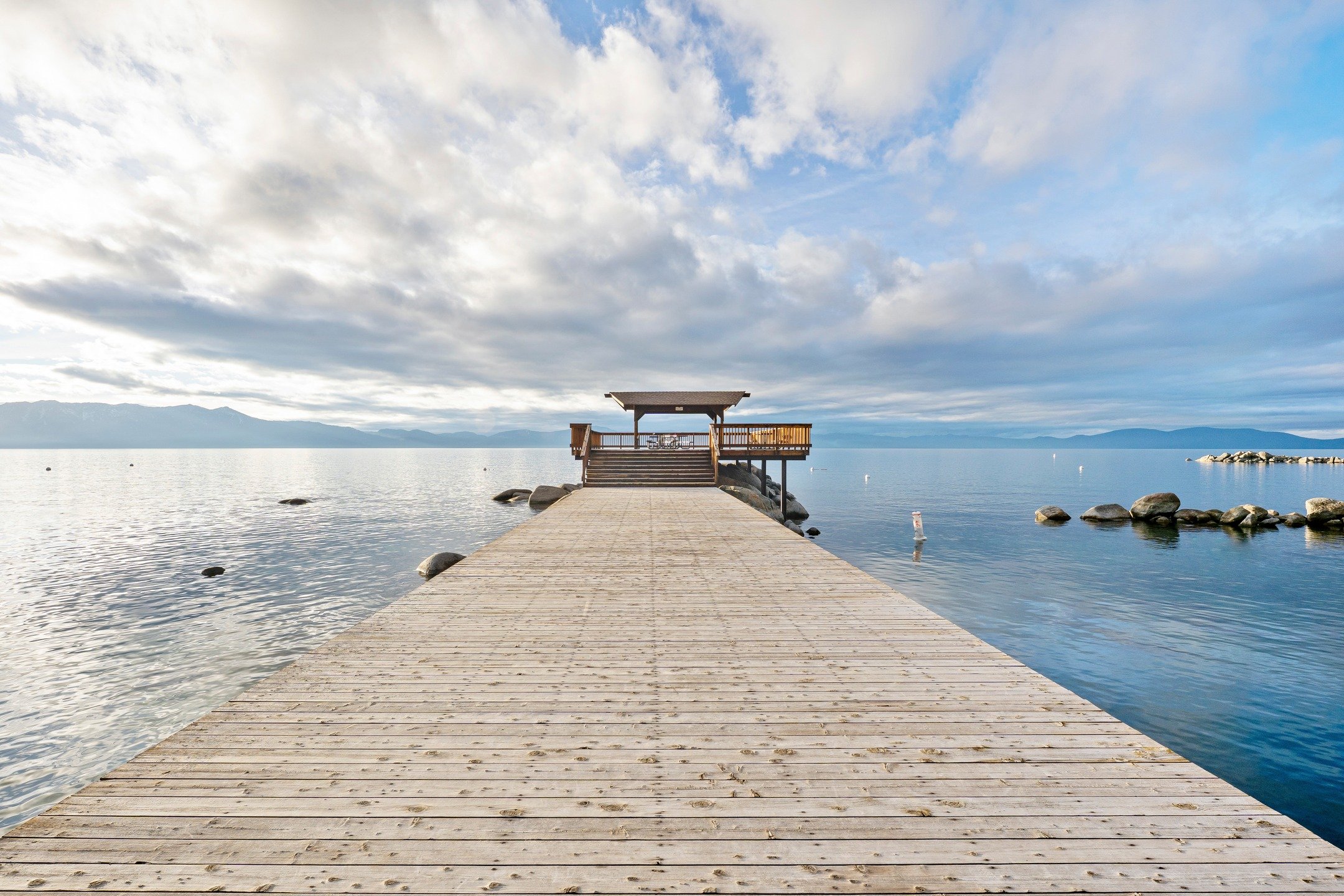 New year, same love for Tahoe 🌊

2025 was a record-breaking year for us. If you're reading this, thank you for being part of it. We couldn't do this without you and can't wait to see what 2026 has in store ✨

📷: Ali Rivera 

#shotbyali #aliriveraph