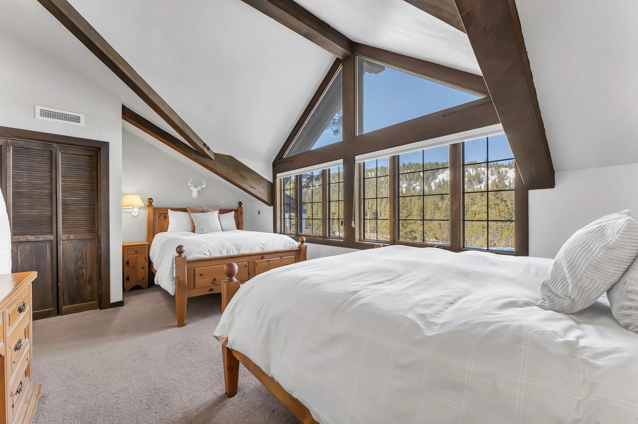 Fun fact: Each of these photos contains a deer! Can you find them all?🦌

"A rare chance to own a versatile mountain retreat in one of Olympic Valley&rsquo;s most desirable locations", this three-story townhome exudes alpine ambience 🌲

🏠