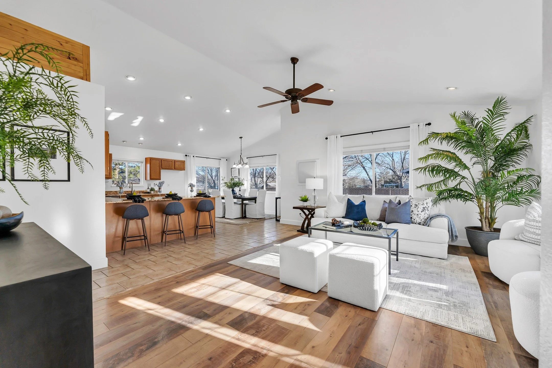 Why do we celebrate #marketmoversmonday every week? 🏡 

Because your properties aren't just addresses on our calendar. 

Because every home is unique and has a story to tell, a story that doesn't end when we wrap up the photoshoot. 

Because we know