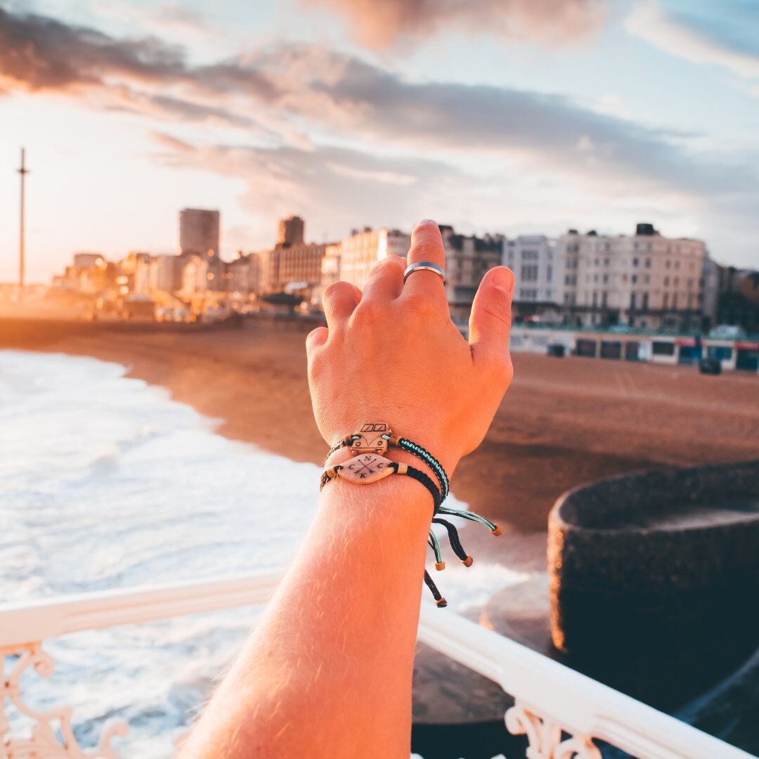 Time to hit the beach! Bring your good vibes and make the best memories where ever you may wander.
Ready? Set, Go! 🤩😎

#LifeLessOrdinary #LiveDifferently #wanderlusters #adventureanywhere #feelinggoodtoday #sunsetmadness #perfectmoment #custombrace