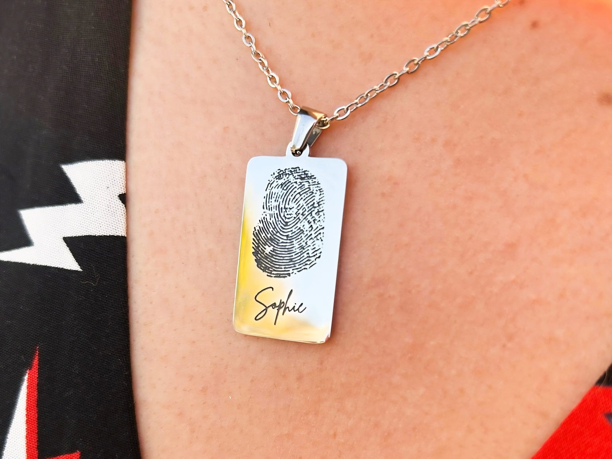 Fingerprint rectangle silver-min.jpg