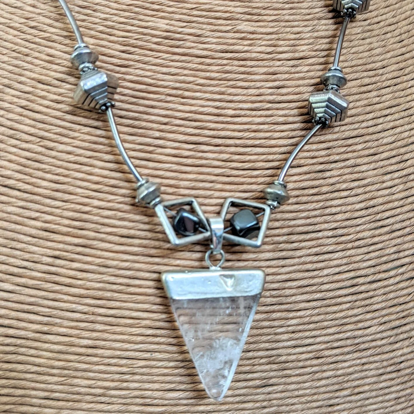 quartzhematite (2).jpg