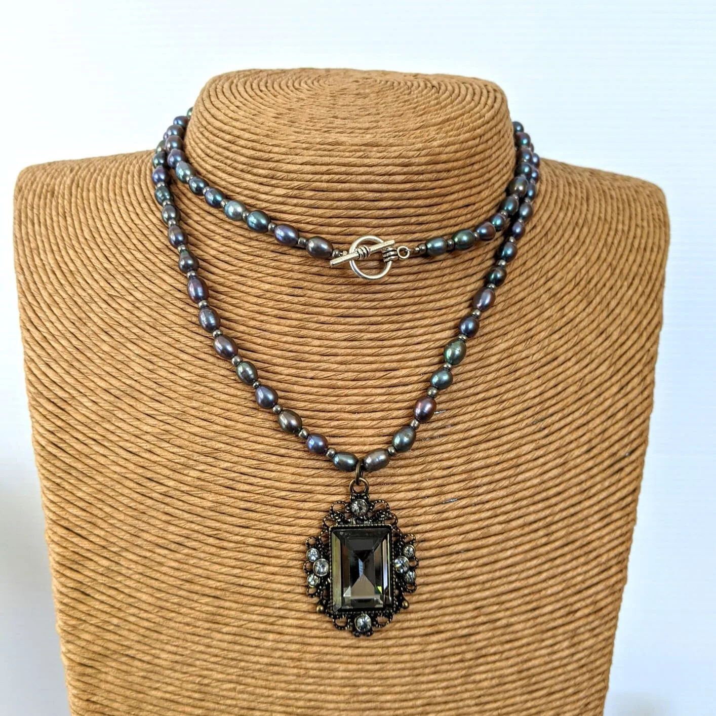 pearlblackcrystal (3).jpg