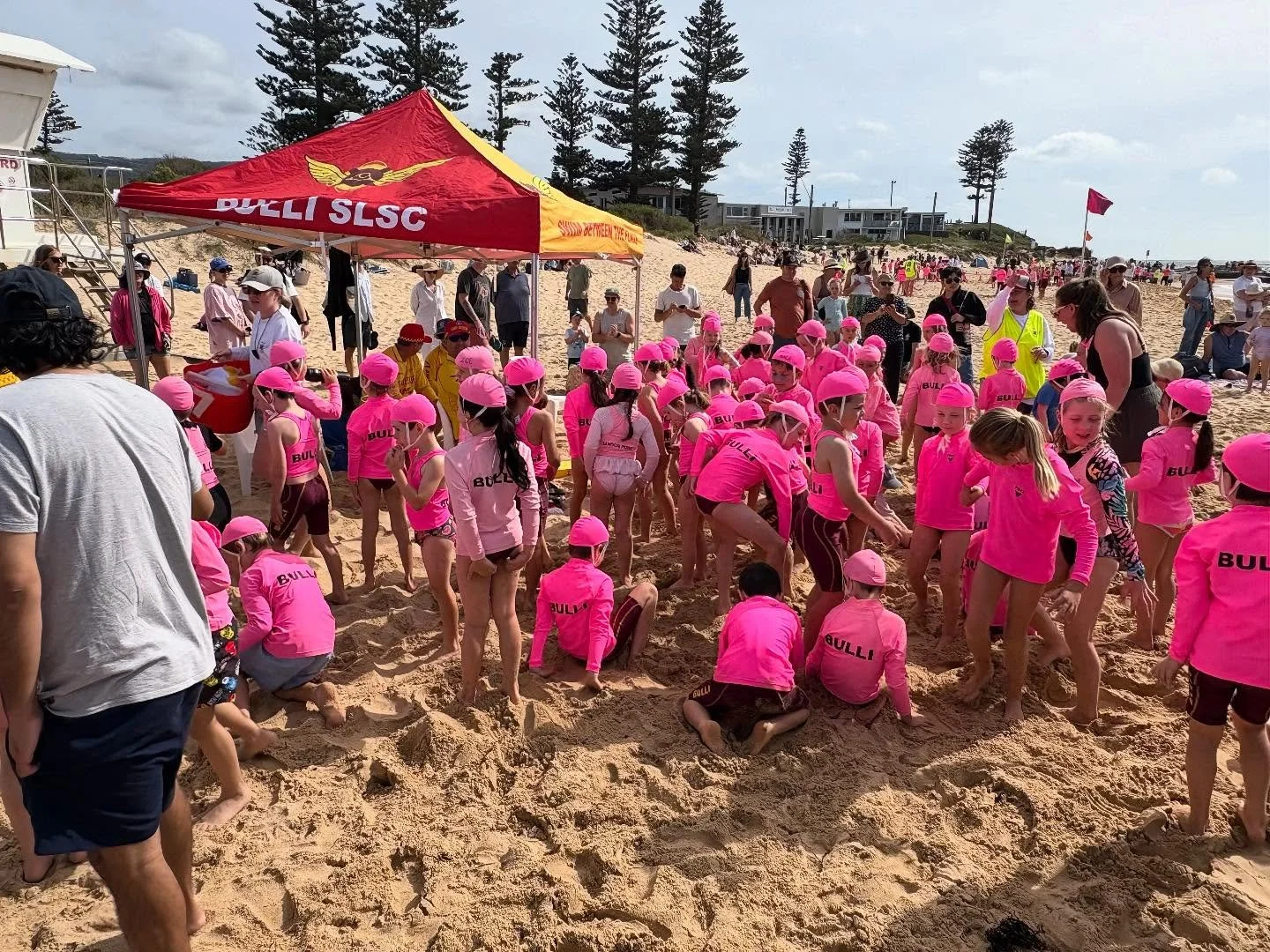 Day for it!! @bulli_slsc Nippers stormed the beach this morning and it was so good to have all of the kids, families and volunteers in and out of the water again! Still not too late to join us. Link in bio, or come down and say hi 👋