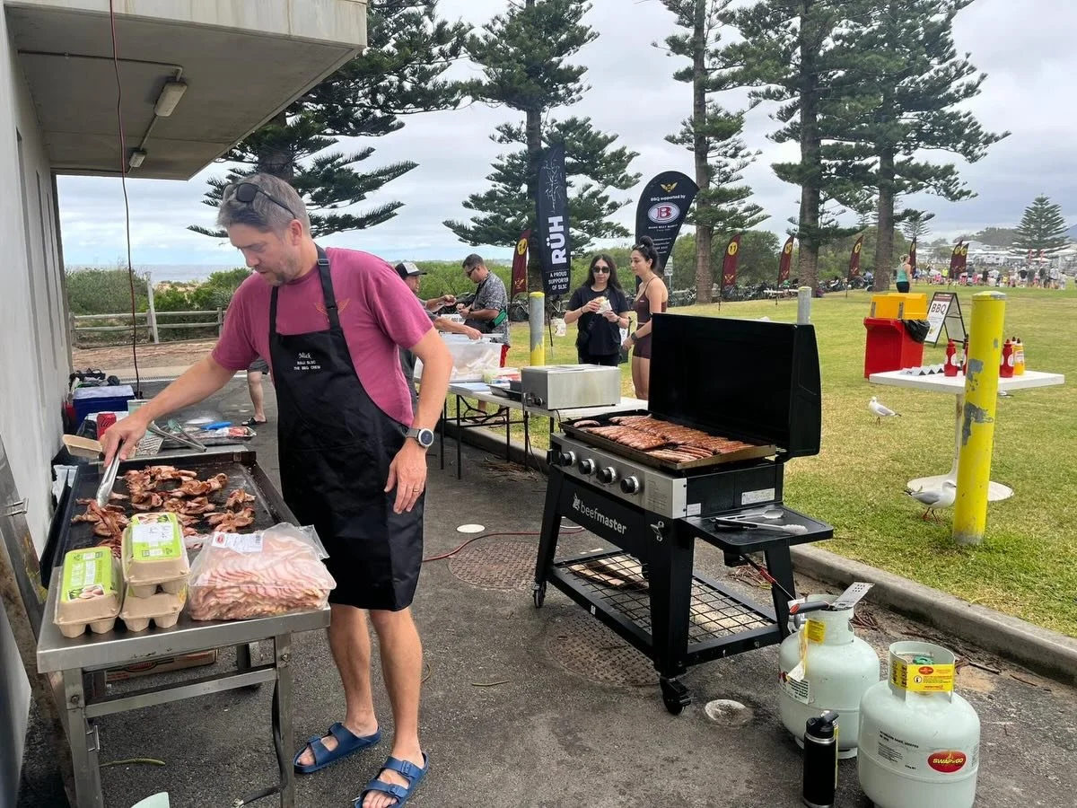 🌟 Happy International Volunteers Day! 🌟

Today we celebrate all the incredible people who give their time, heart, and energy to make Bulli Surf Life Saving Club great and  what it is both in the past and now!

To all our volunteers who show up, ste