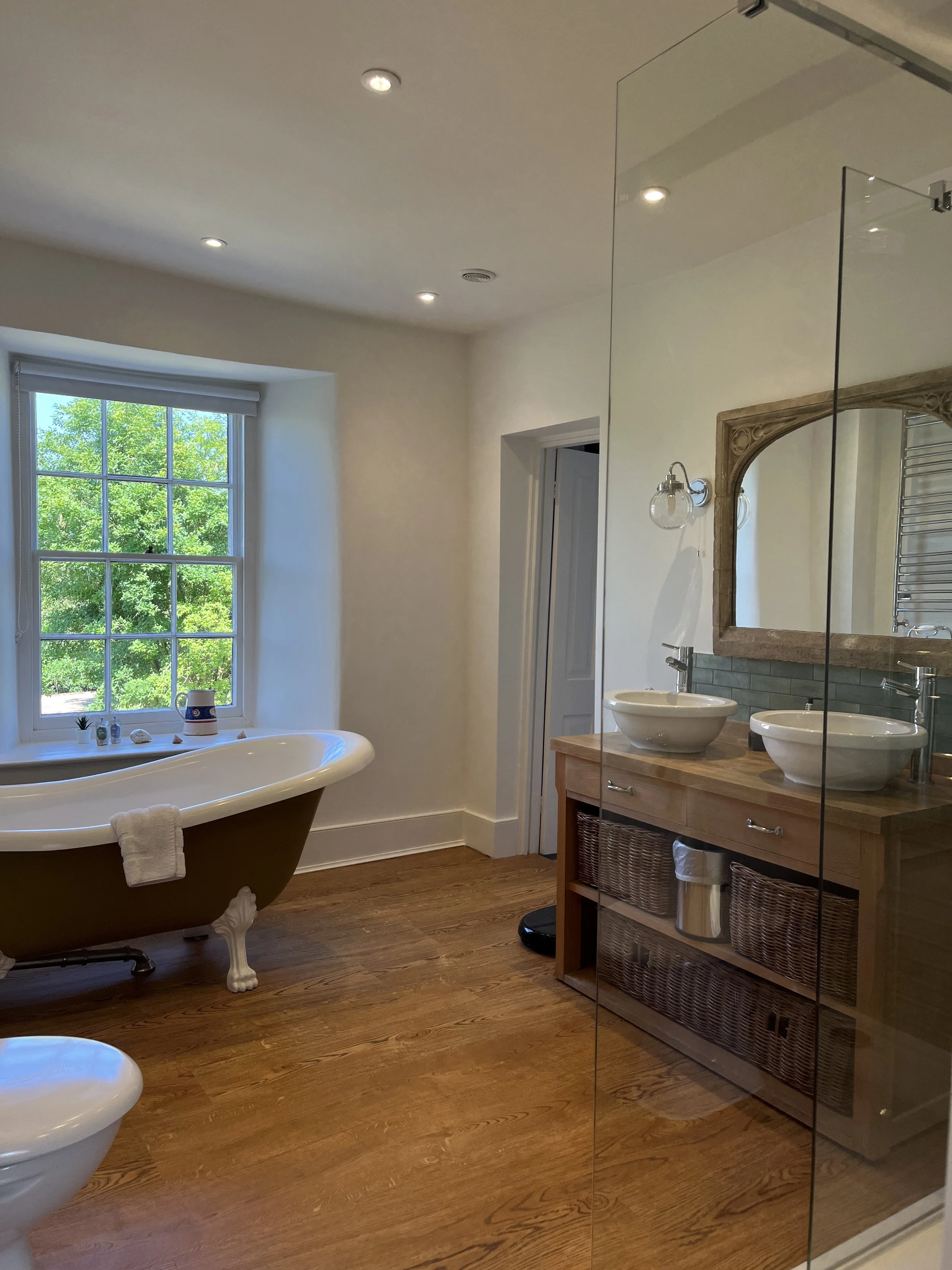 8.2 Family Bathroom.JPG