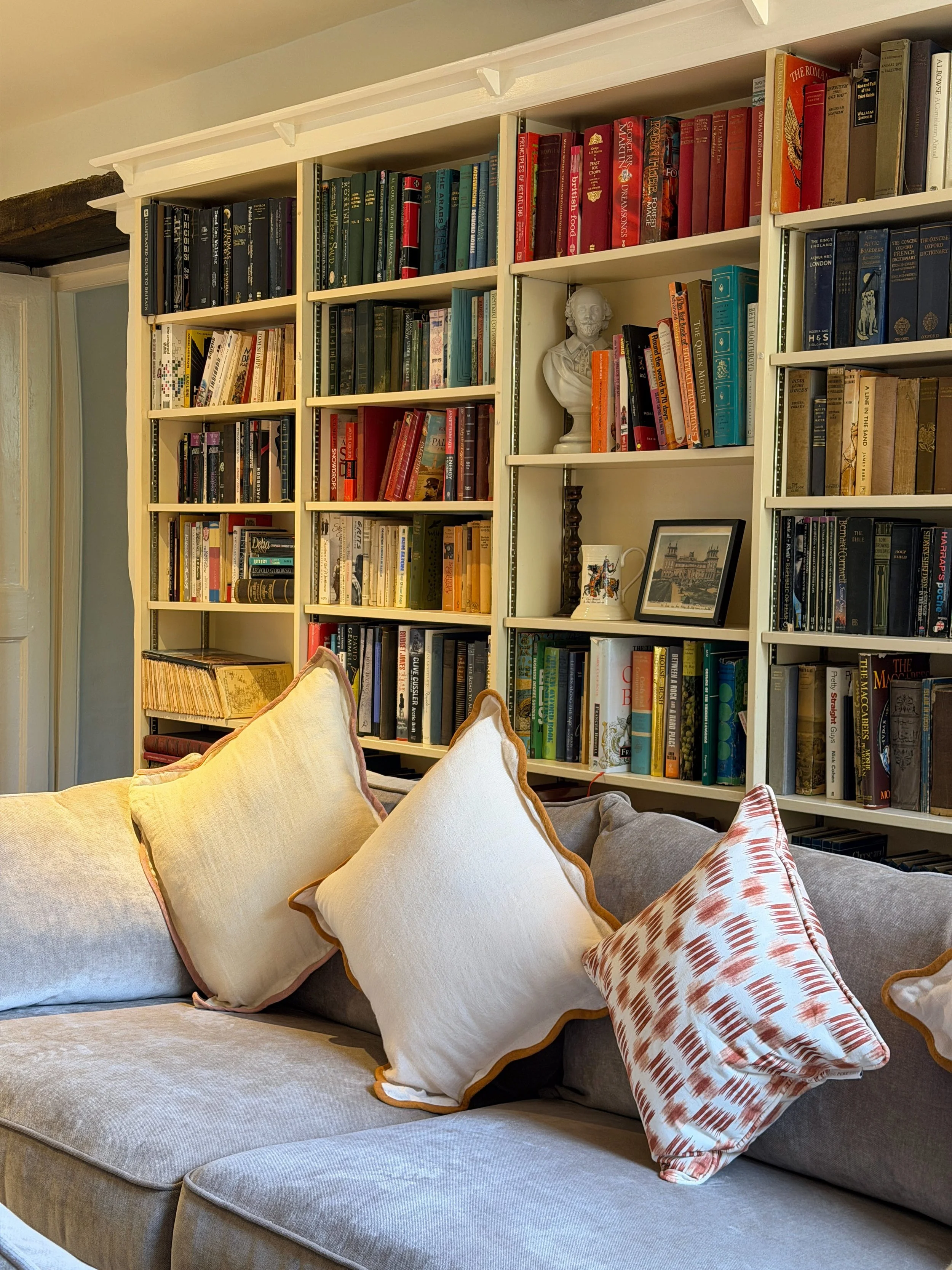 3.3 Living Room 1.jpg